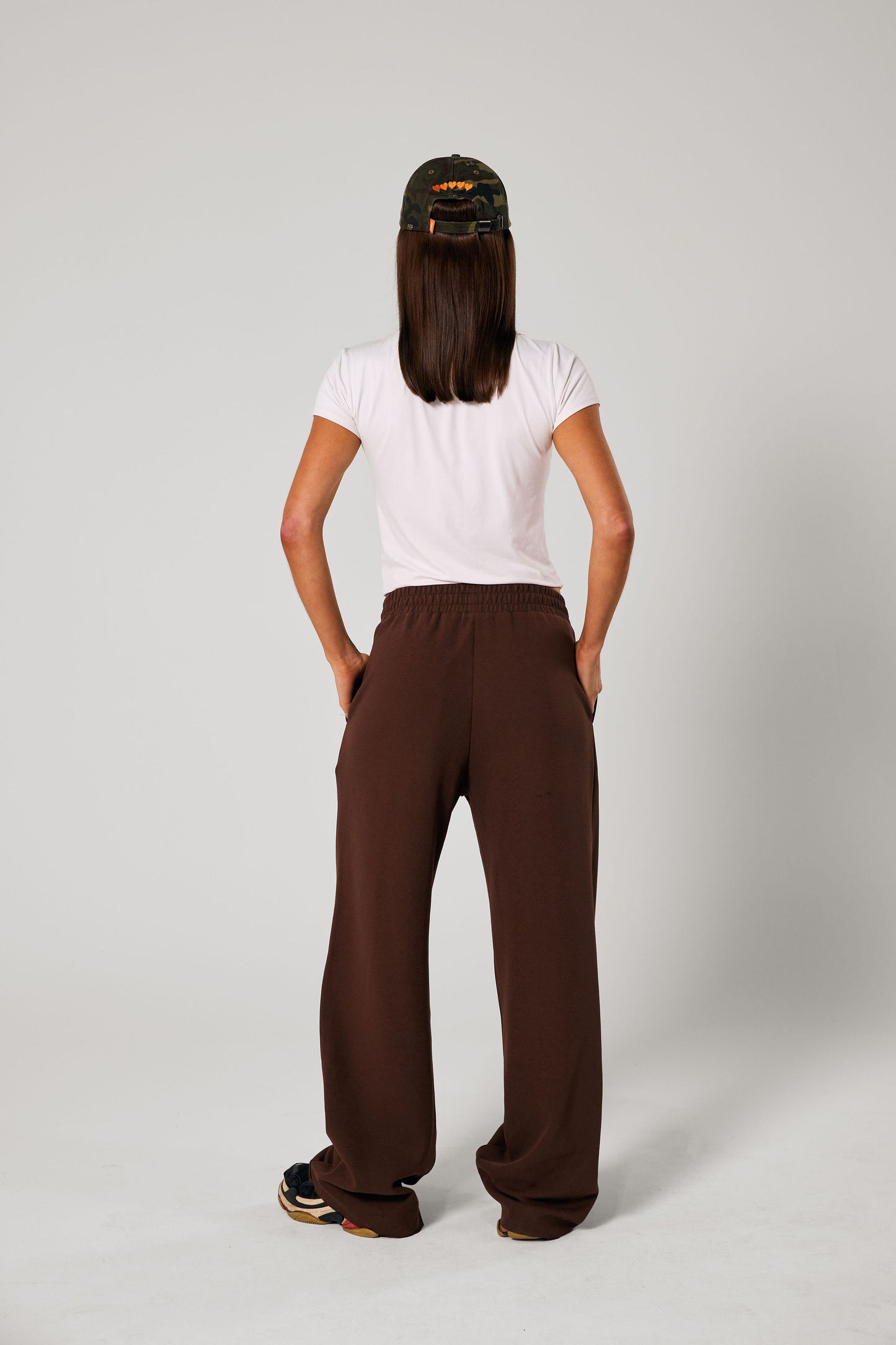 SŚAINT LOUNGE PANT- Brown