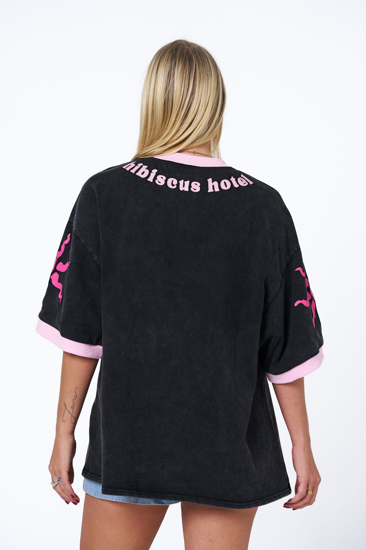 Hibiscus Hotel- Holiday State of Mind Oversized Tee