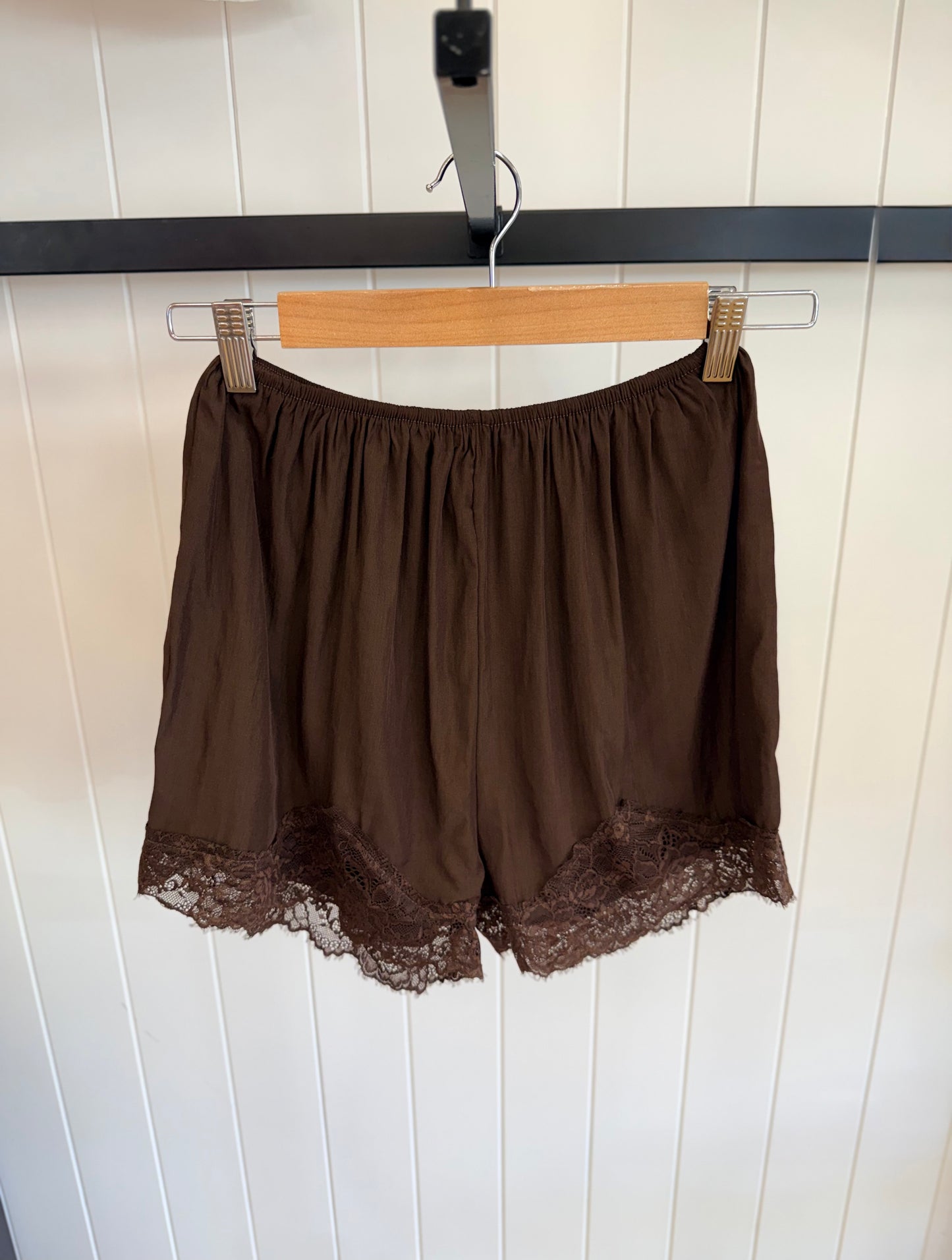Sophia Lace Short-Chocolate