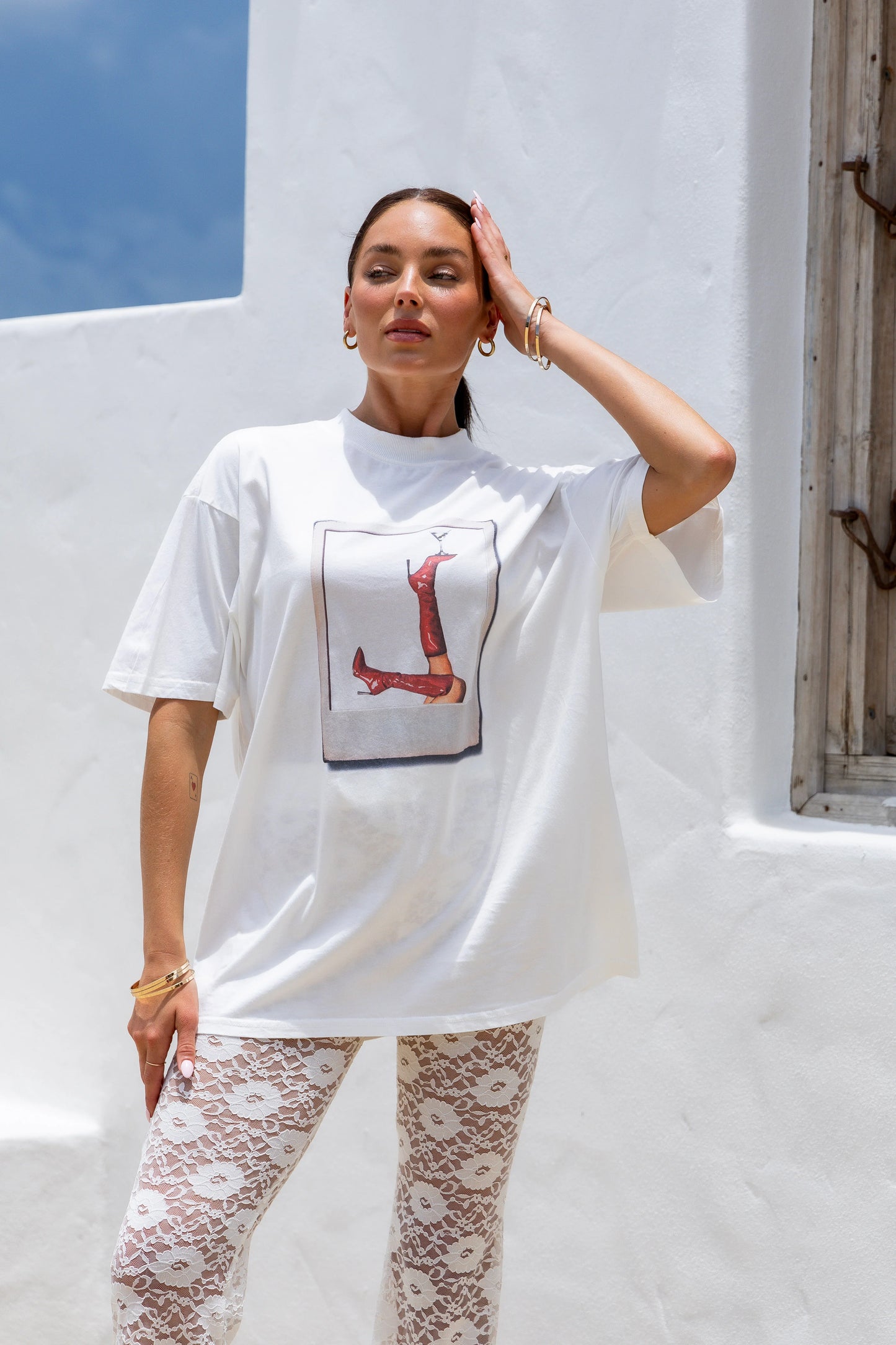 High kicks Martini Tee- white