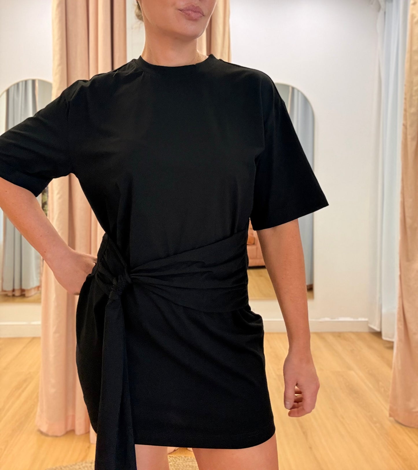 By Frankie/ Eva Tie Mini- Black
