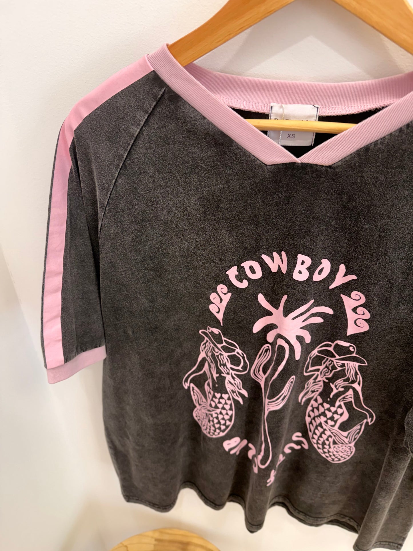 By Frankie/ Cowboy Surf Club- Acid Wash/Pink