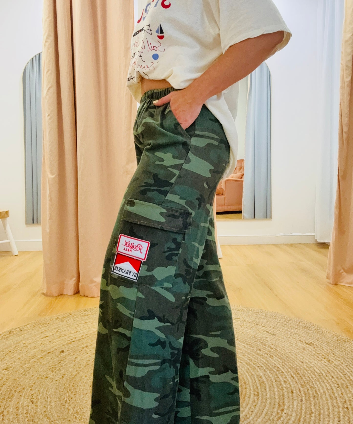 By Frankie/ Raisin Cargos - Army Green