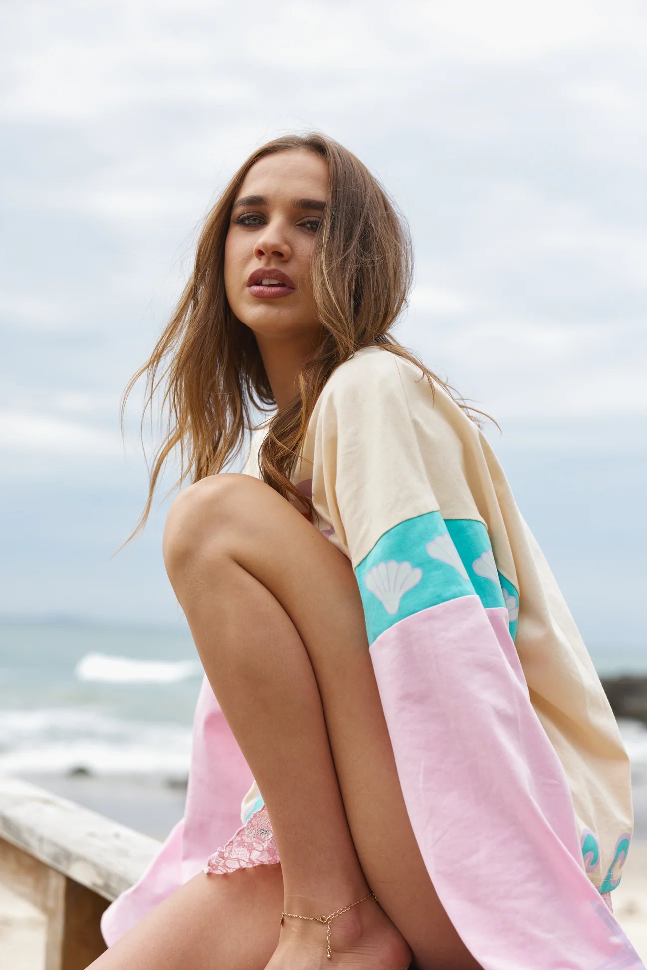 ONLY LOVERS LEFT- DOLPHINI BOXY LONG SLEEVE TEE