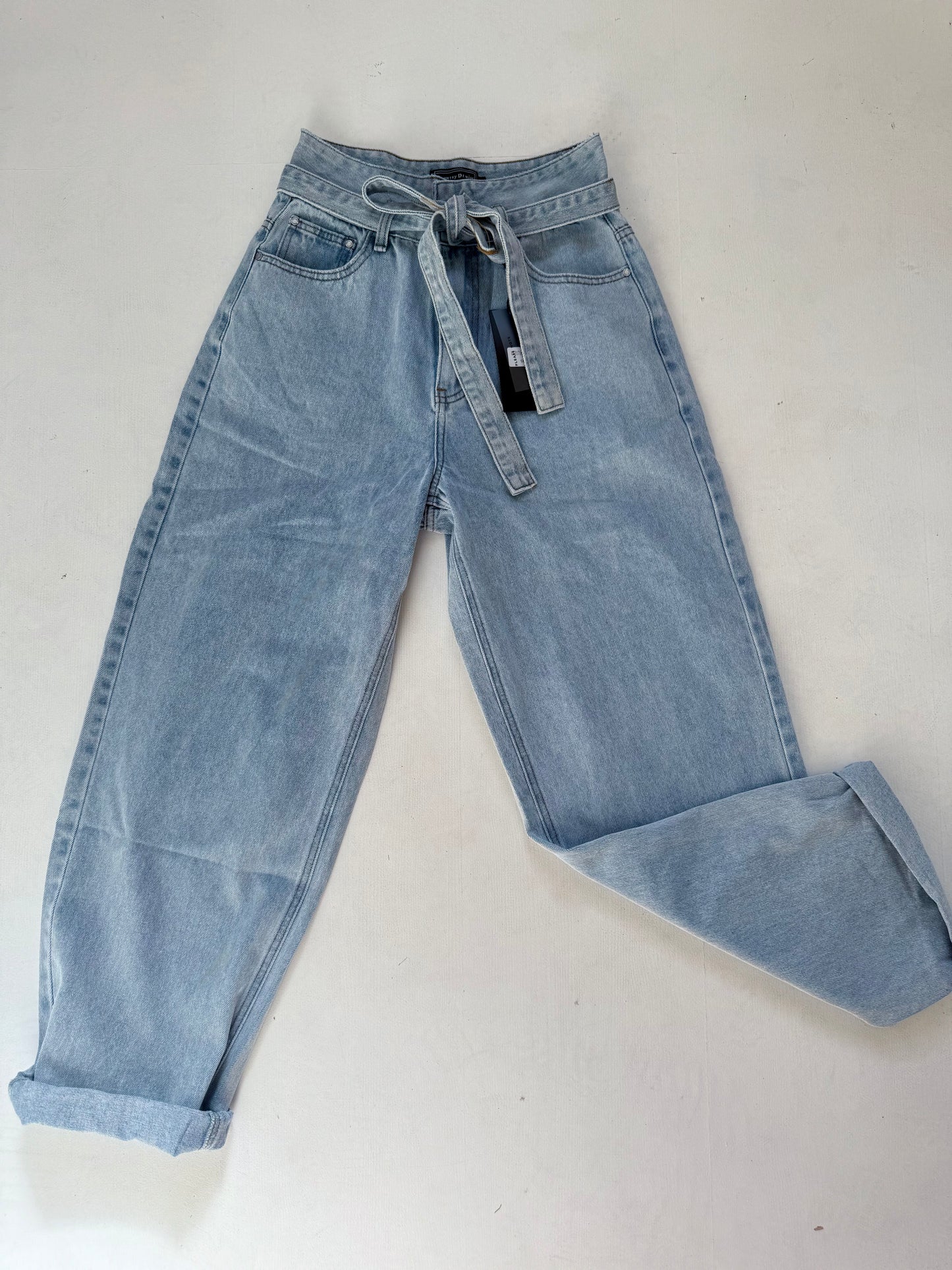 Remi Barrel Jeans