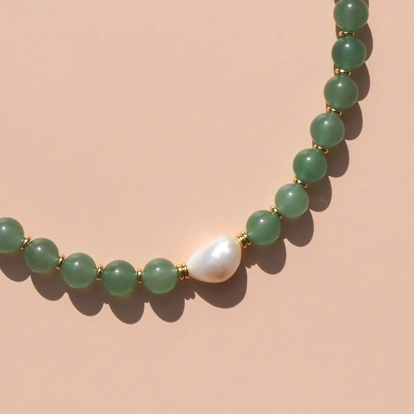 ALESI-Freshwater Pearl with Green Aventurine Necklace