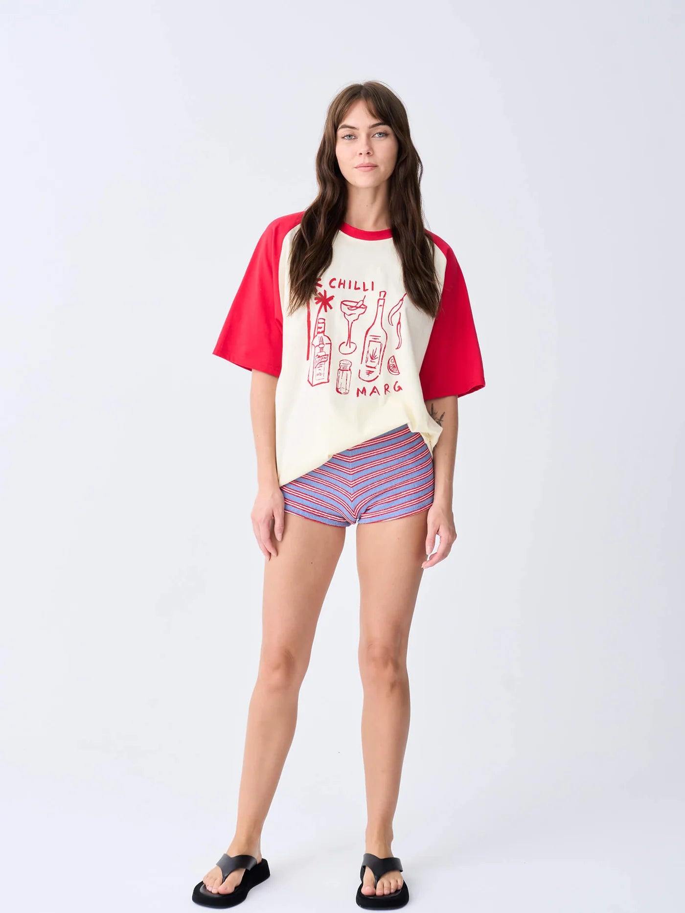 NEAR THE SEA-CHILLI MARG RAGLAN TEE