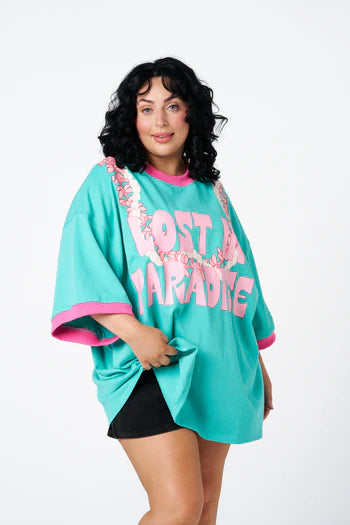 HIBISCUS HOTEL- Lost in Paradise tee