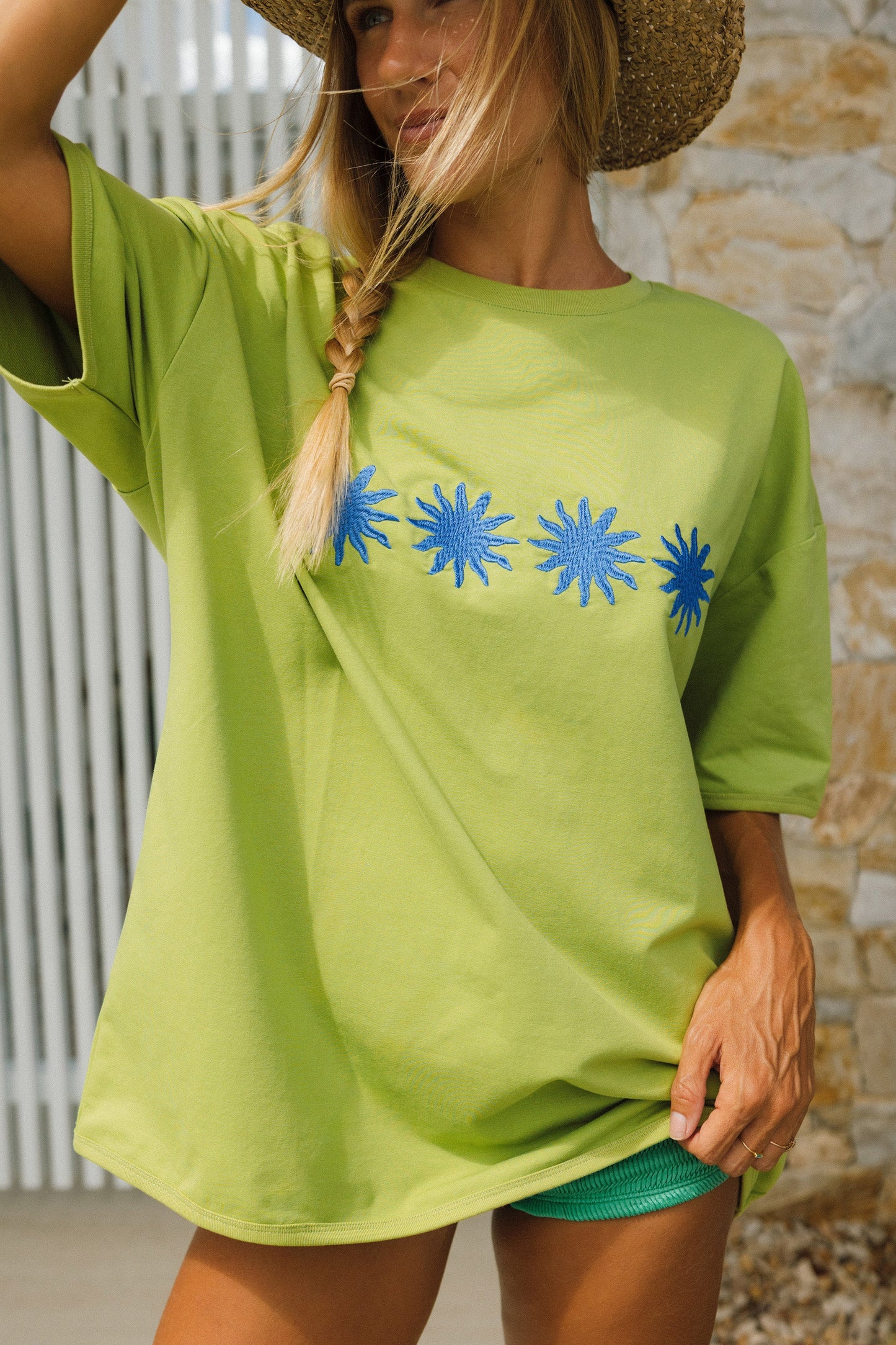 CRACKER DAY CLUB- SUNBURST BOX TEE - WASABI
