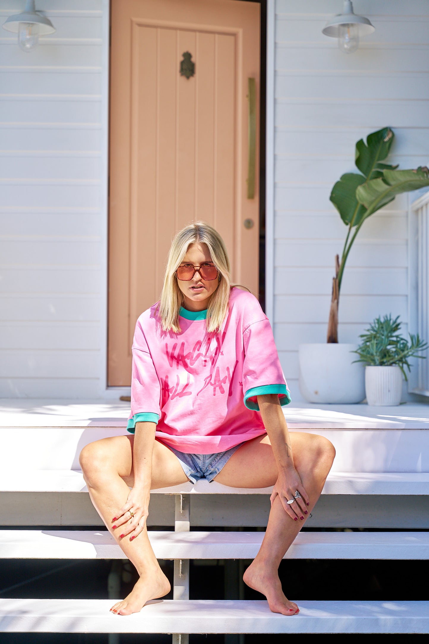 Hibiscus Hotel- Vacay All Day Oversized Tee