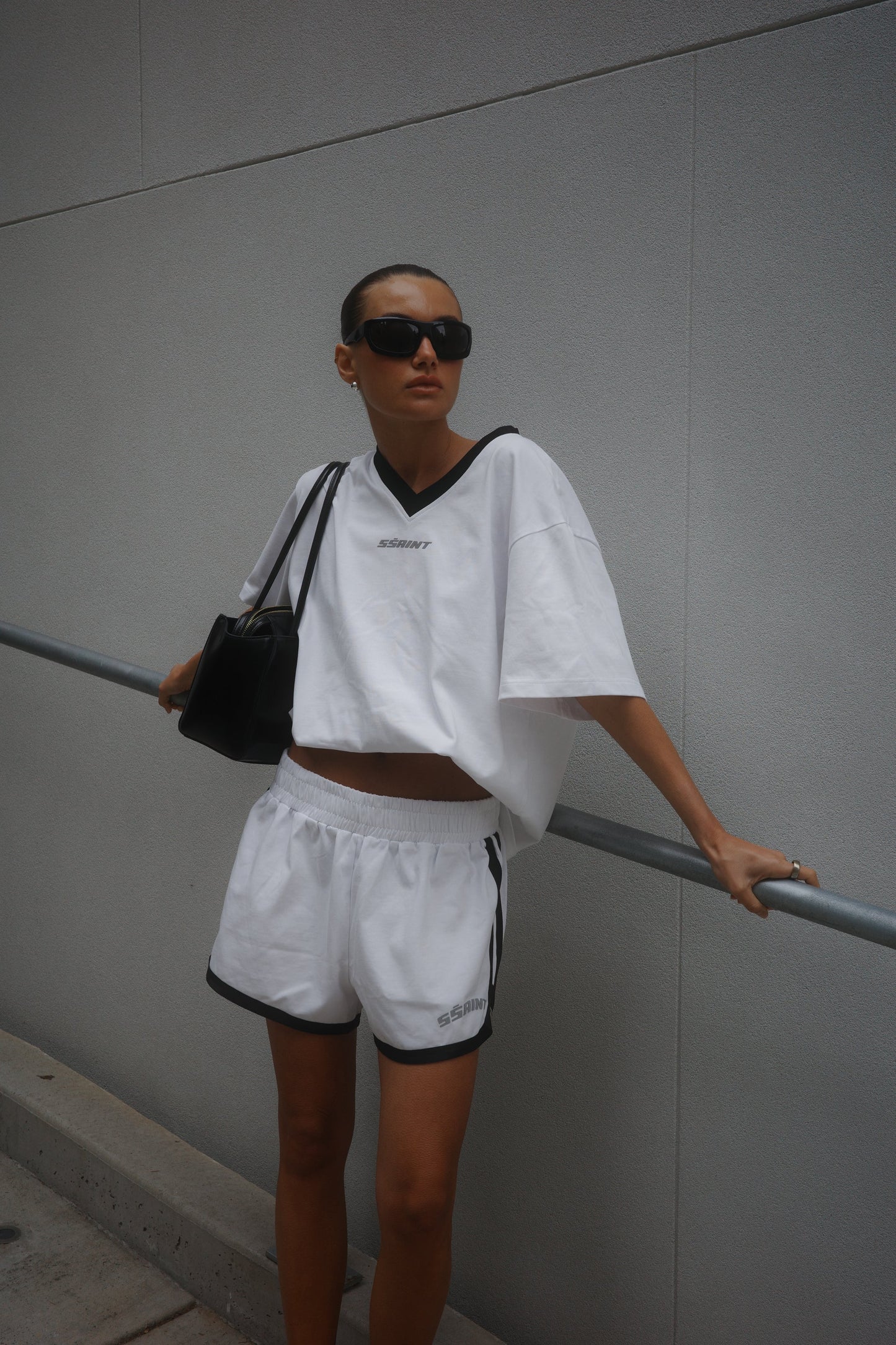 SSAINT/ REFLECTIVE V NECK TEE - WHITE