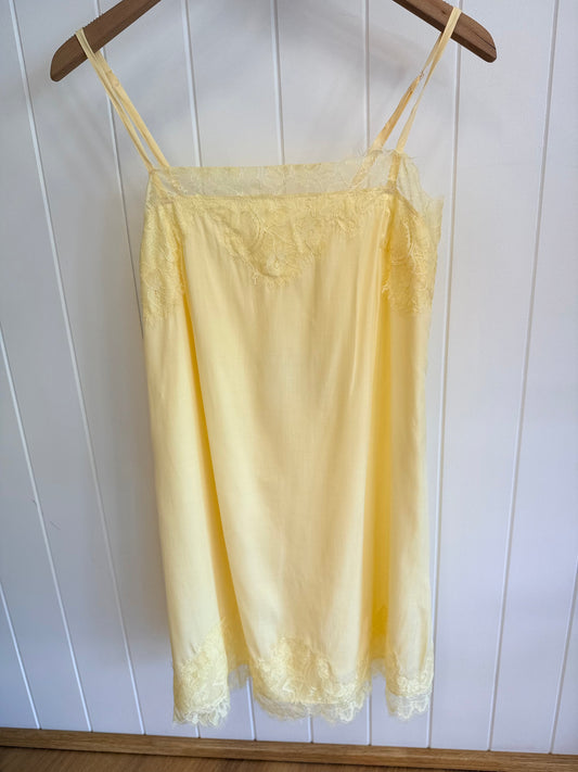 By Frankie/ Lace Mini Slip Dress- Lemon