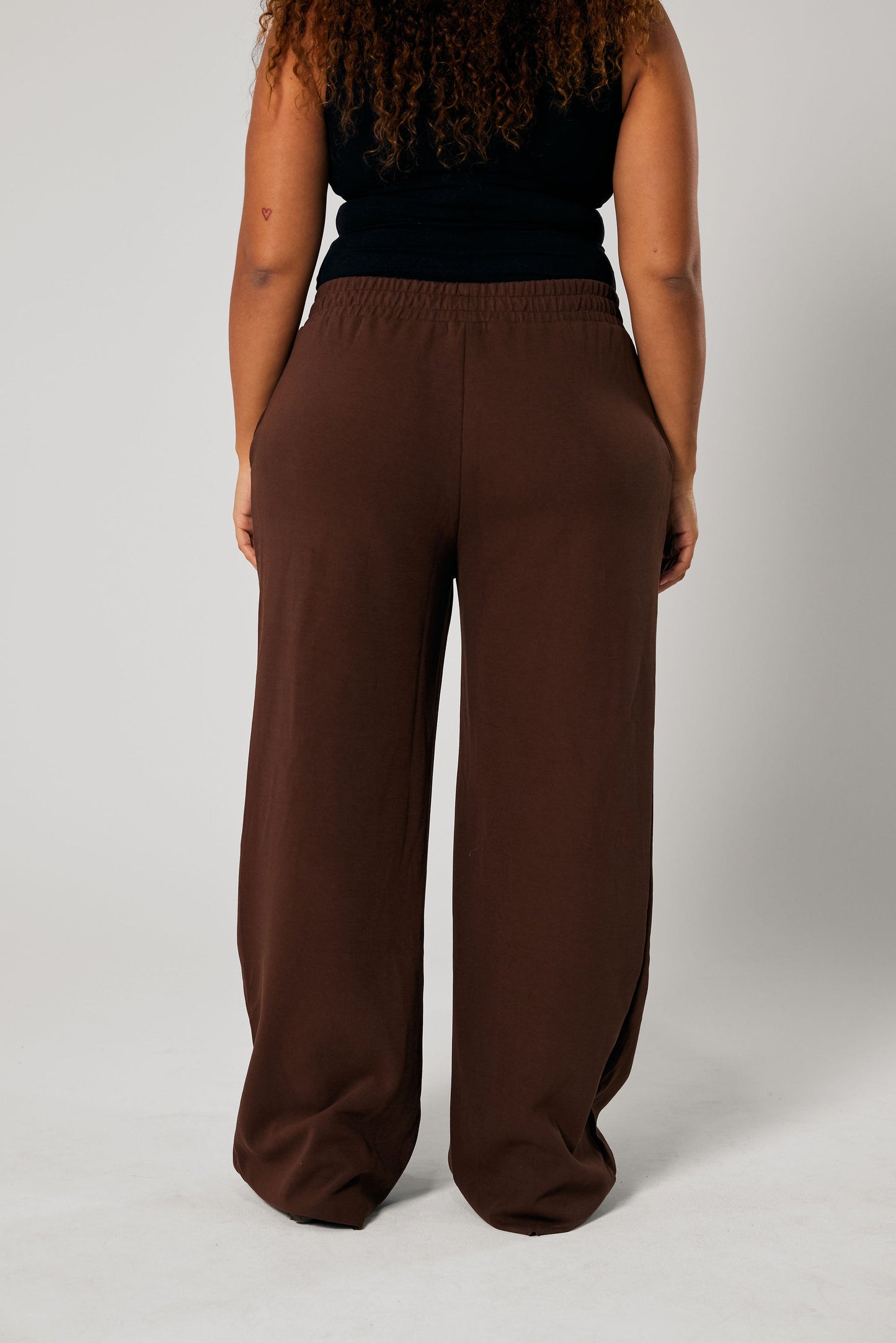 SŚAINT LOUNGE PANT- Brown