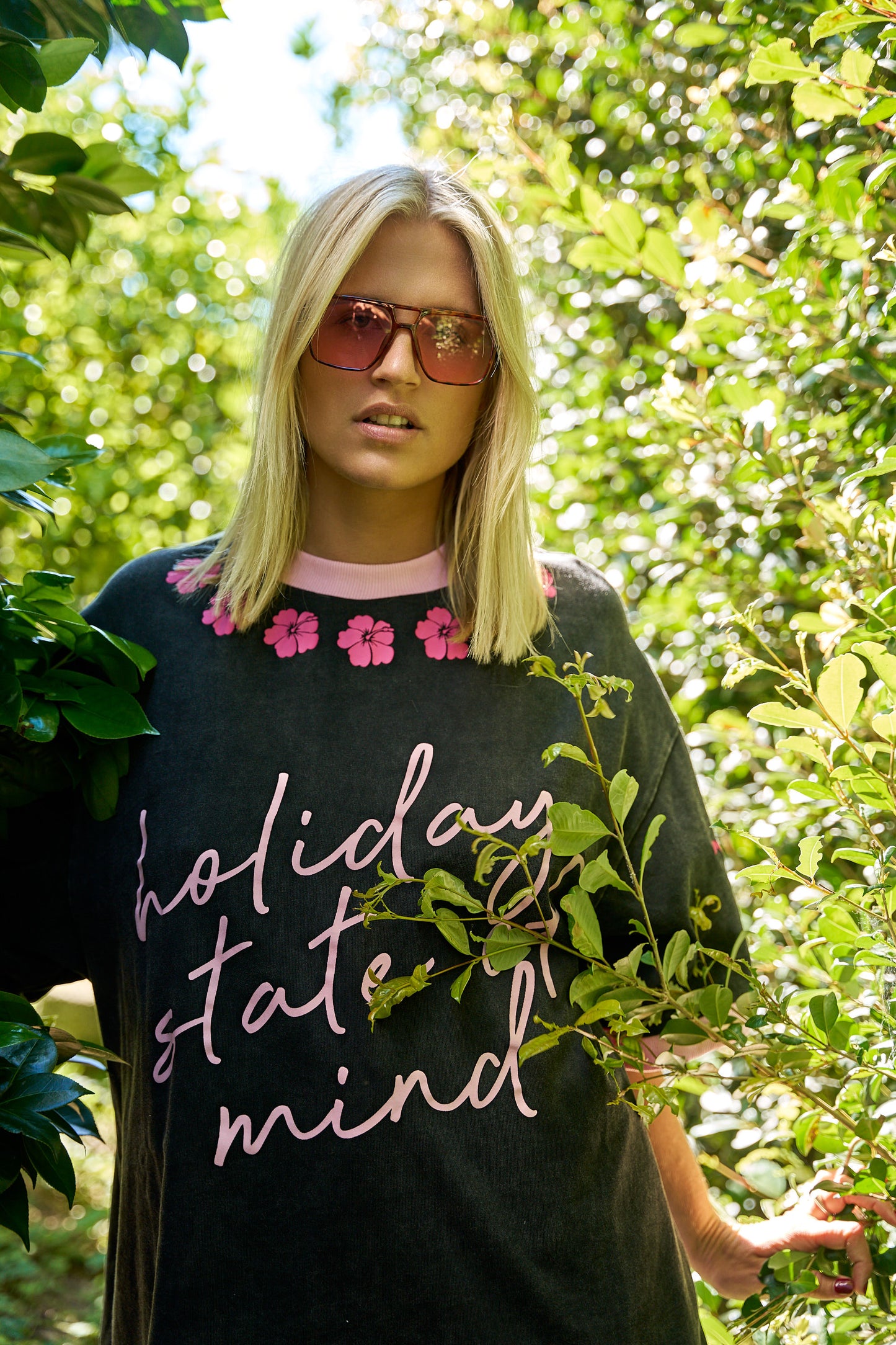Hibiscus Hotel- Holiday State of Mind Oversized Tee