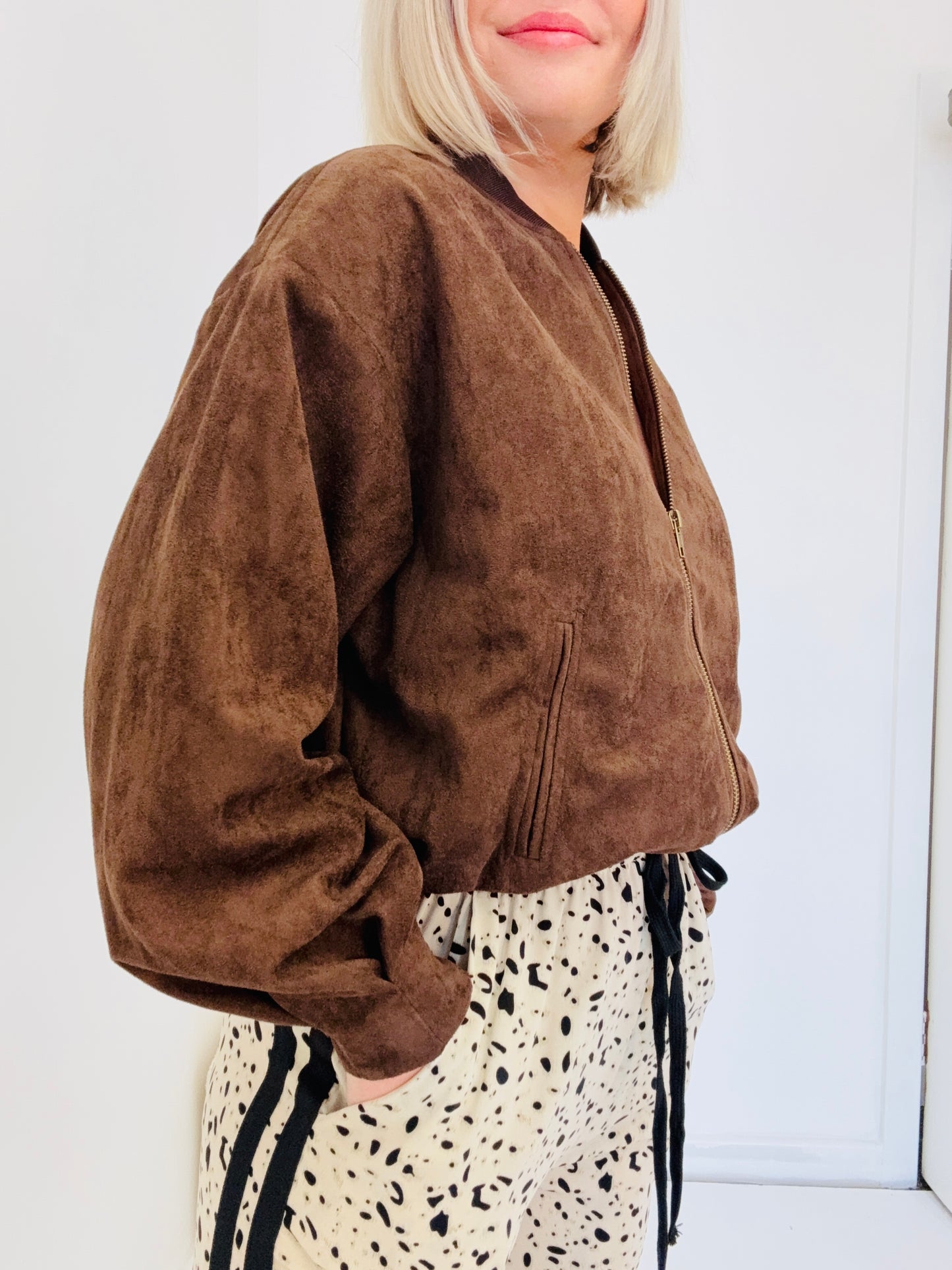 Luna suede Bomber- Chocolate