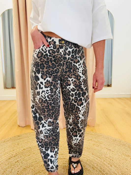 By Frankie/ Barrel Jeans- Leopard Wash