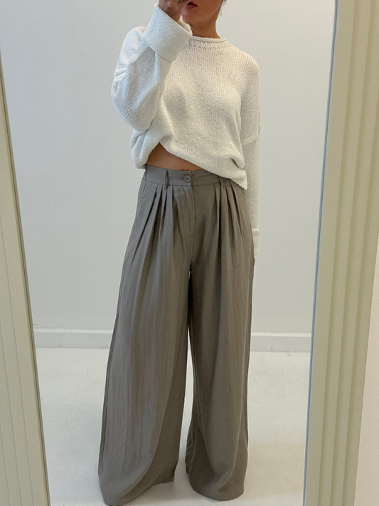 Soho Pant/ Ruffle Hem wide leg