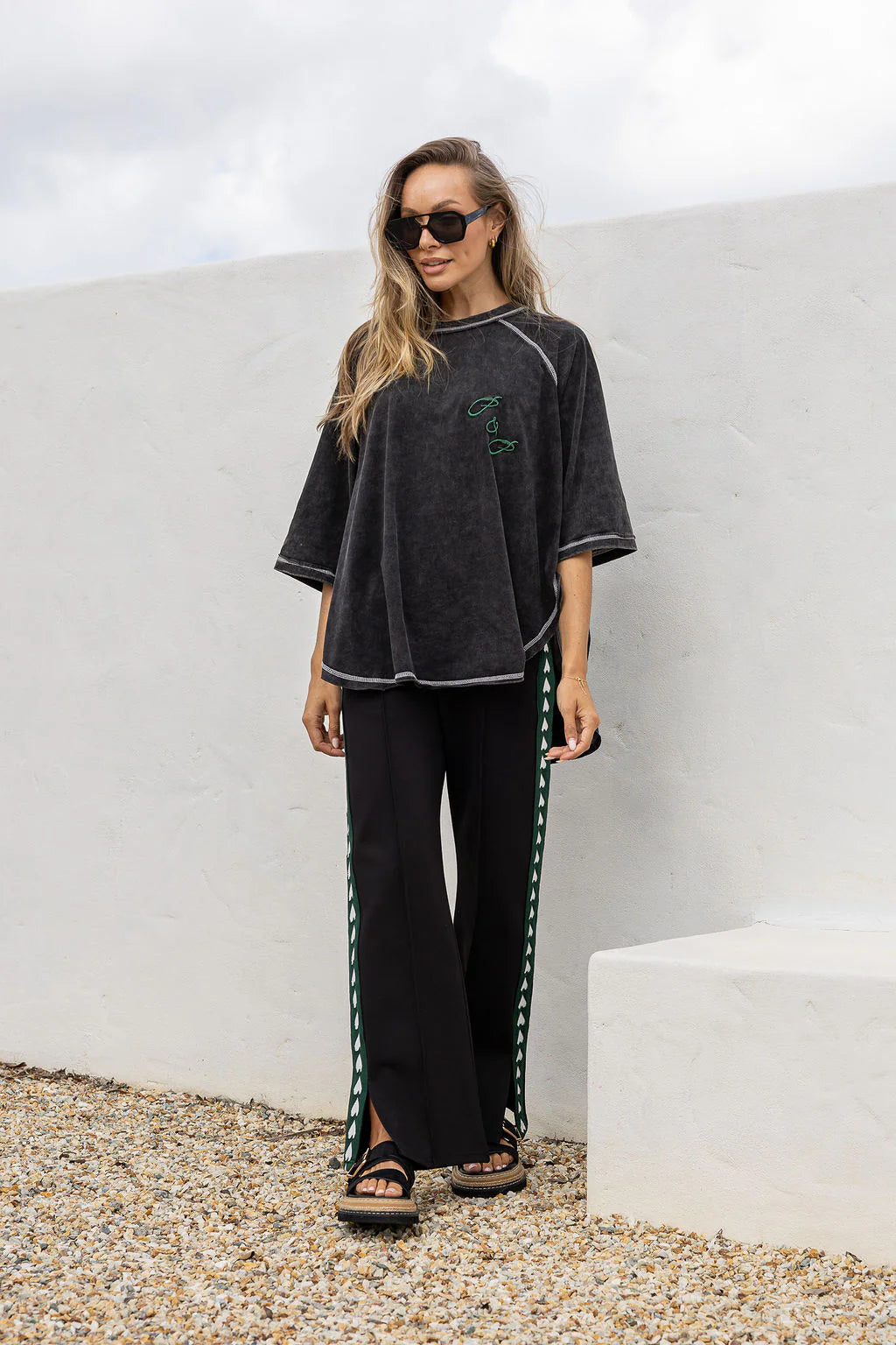 PEACH & PARLA
LUCKY TIGER TEE