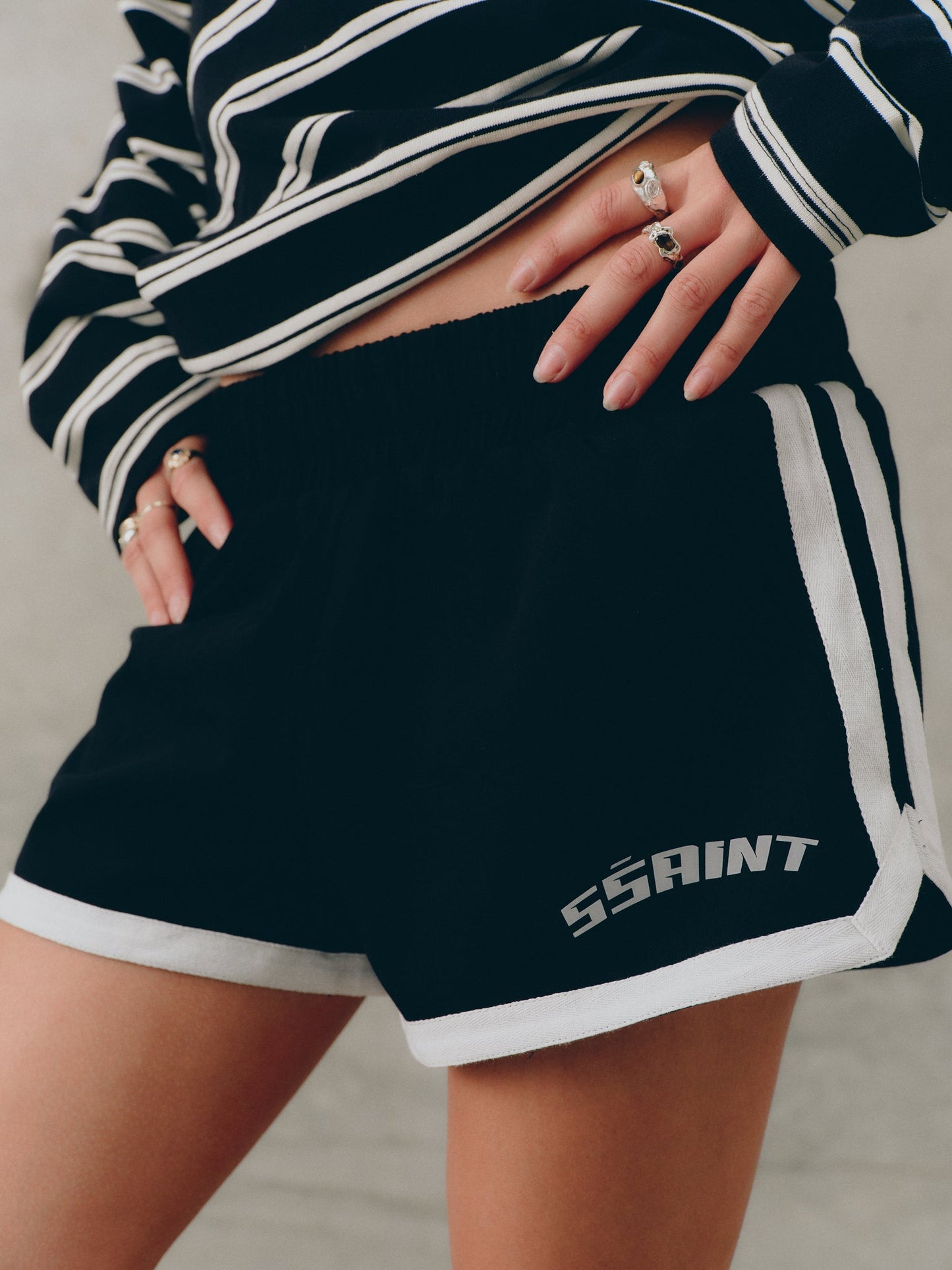 SSAINT/ REFLECTIVE V SHORTS - BLACK