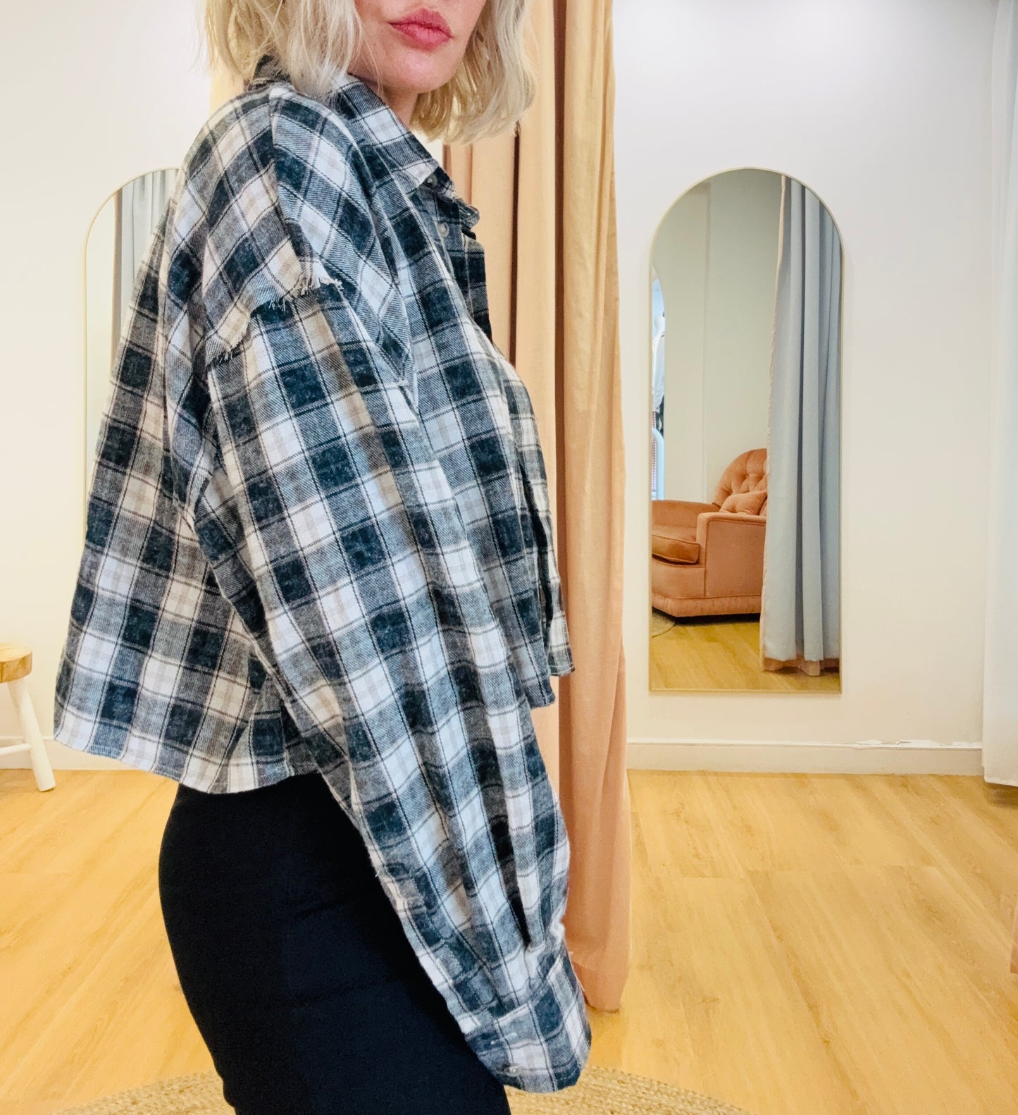 Stevie Plaid Crop Shirt- Navy/ Beige