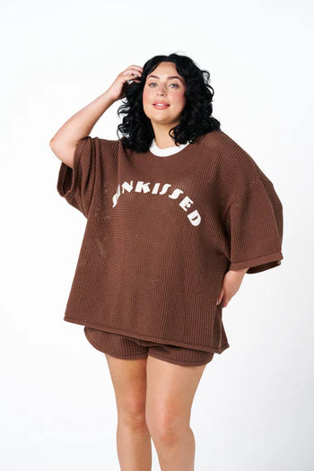 Hibiscus Hotel/ Sunkissed Chocolate Knit Tee