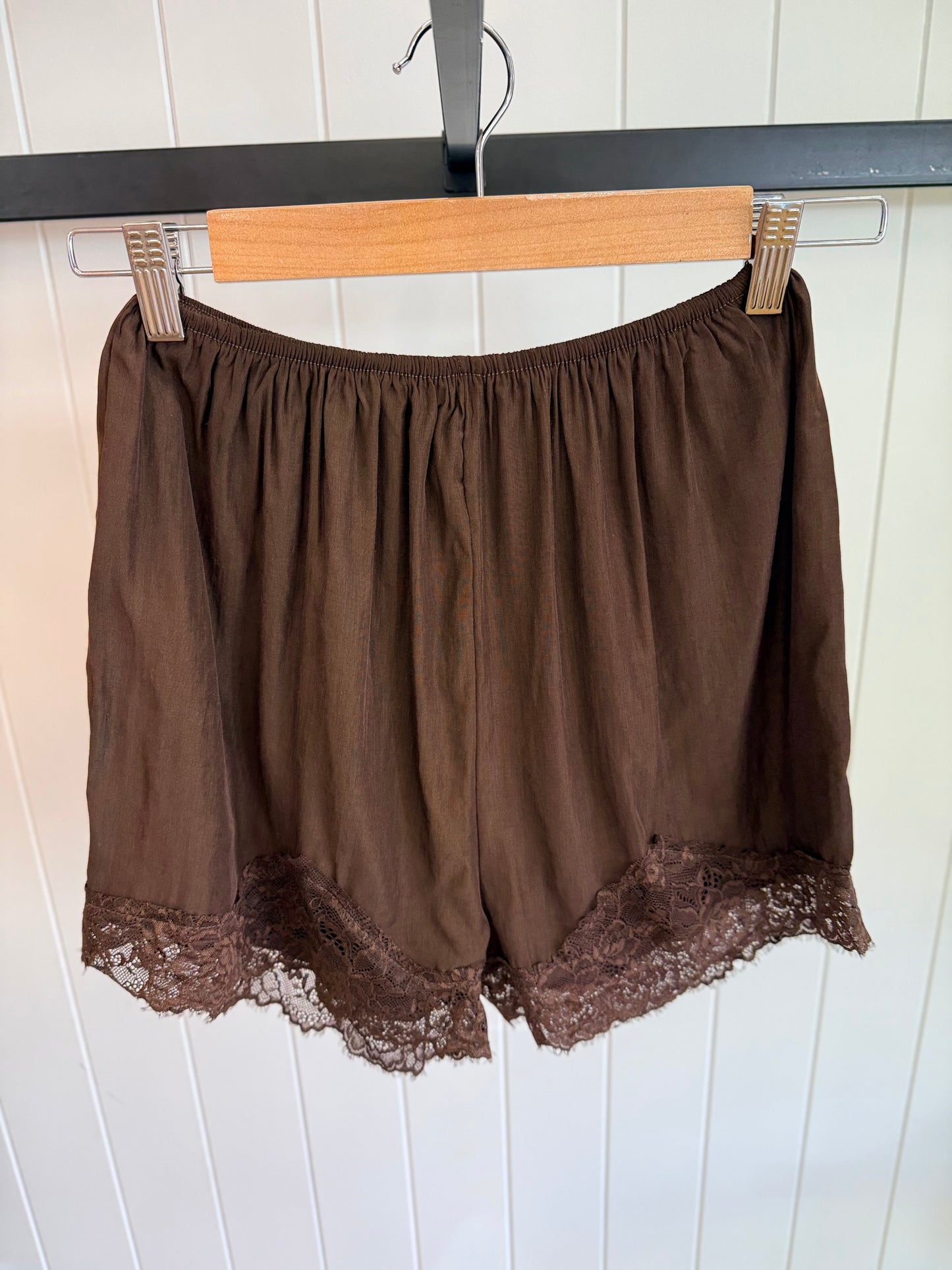 Sophia Lace Short-Chocolate