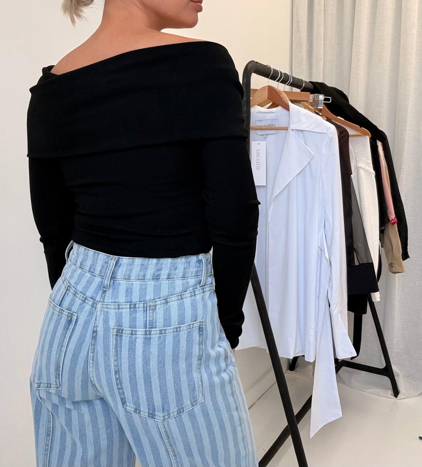 Kara Off Shoulder Bodysuit- Black