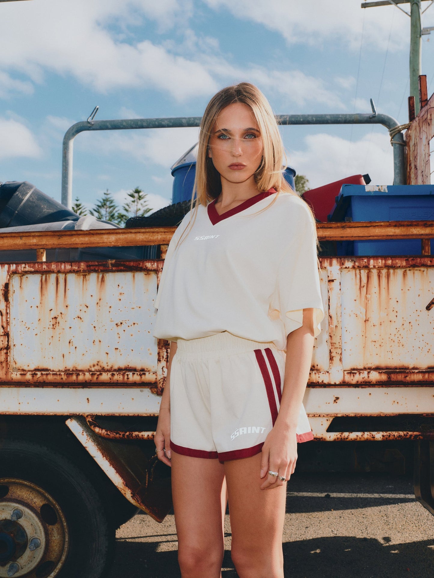 SSAINT/ REFLECTIVE V SHORTS - BUTTER