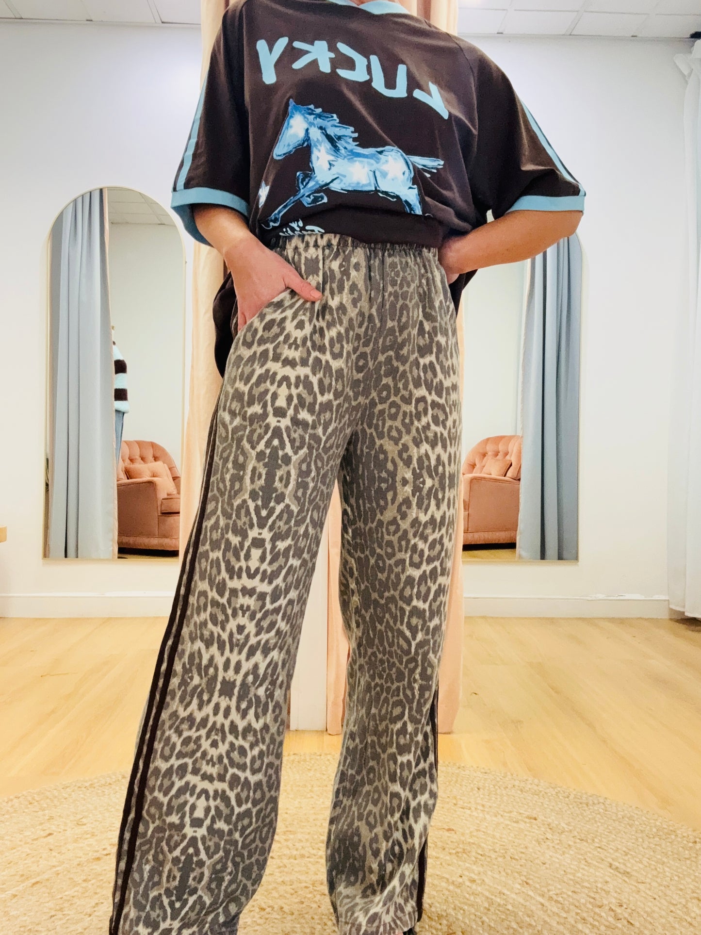 By Frankie/ Leopard Racer-Choc/pinstripe Racer