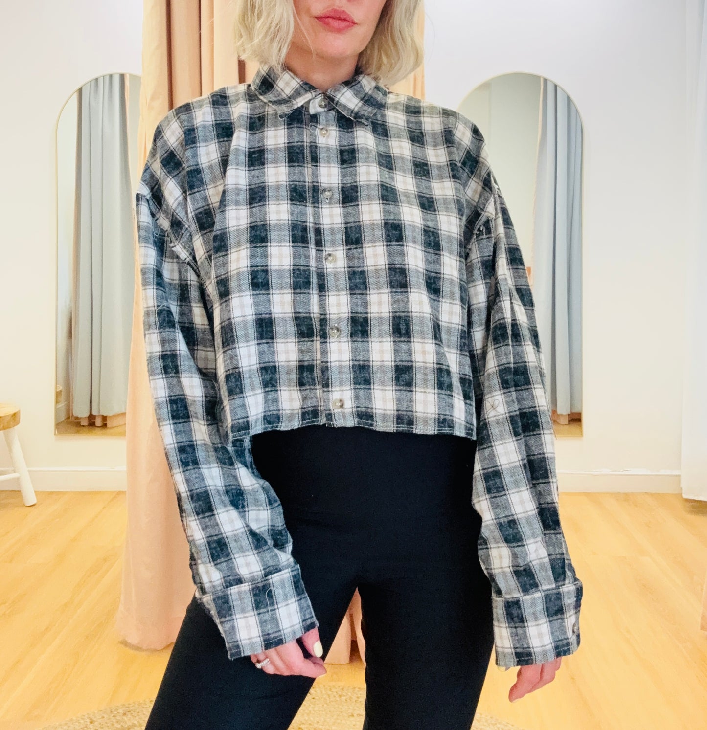 Stevie Plaid Crop Shirt- Navy/ Beige