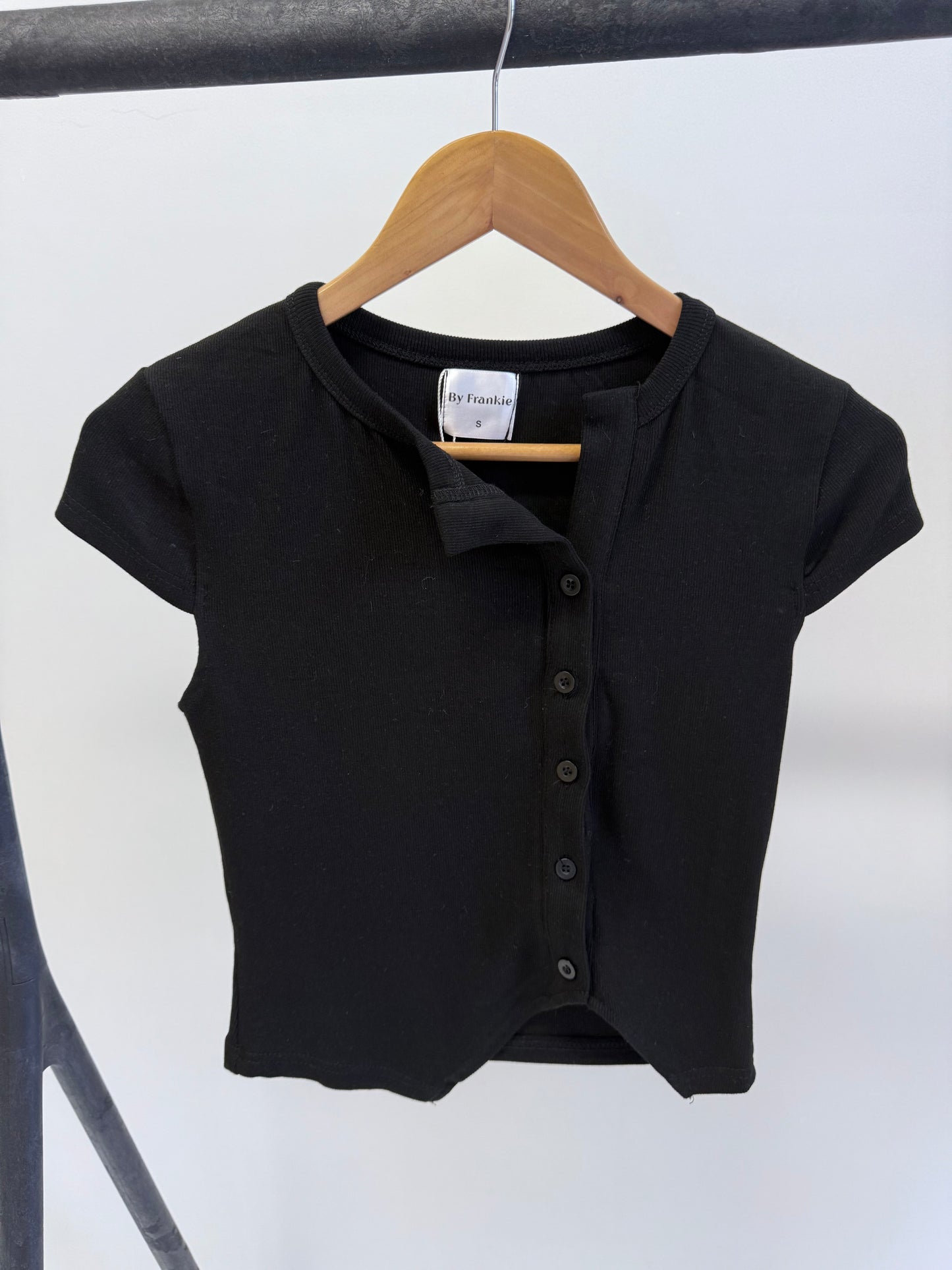 Mila crop- Black