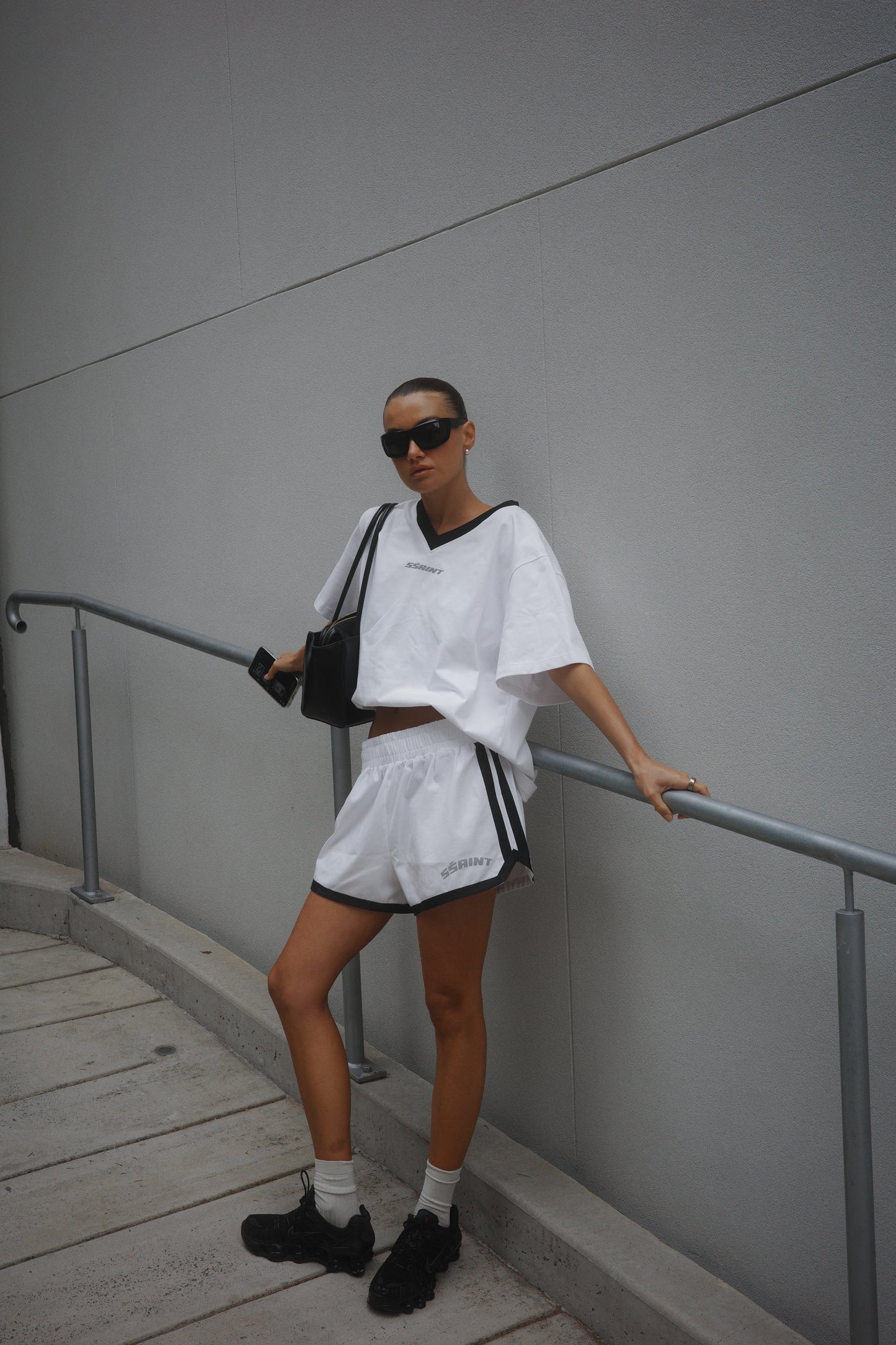 SSAINT/ REFLECTIVE V NECK TEE - WHITE