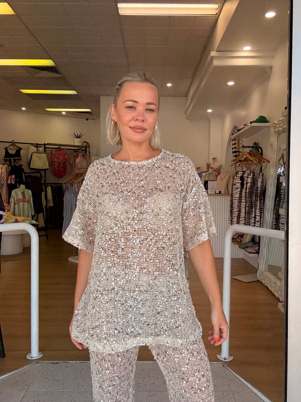 BACK IN STOCK By Frankie/  Sequins Oversized Top-Cream