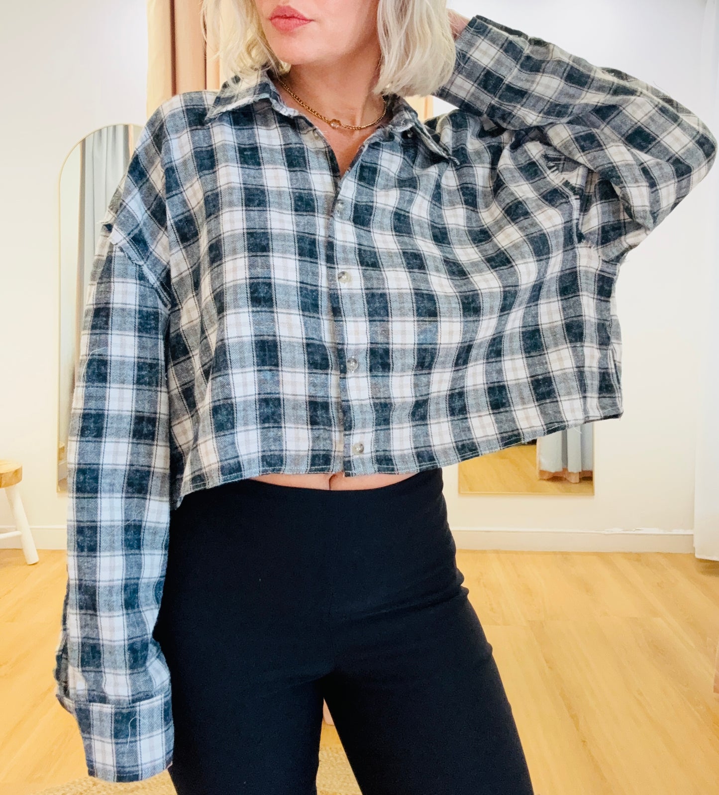 Stevie Plaid Crop Shirt- Navy/ Beige