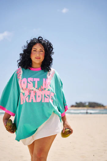 HIBISCUS HOTEL- Lost in Paradise tee