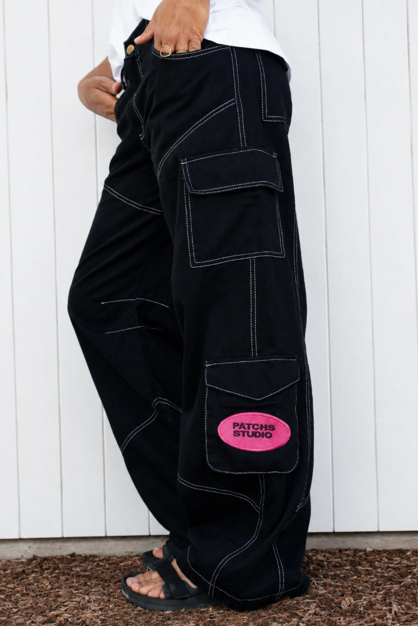 PATCHS STUDIO-
BLACK CARGO PANTS