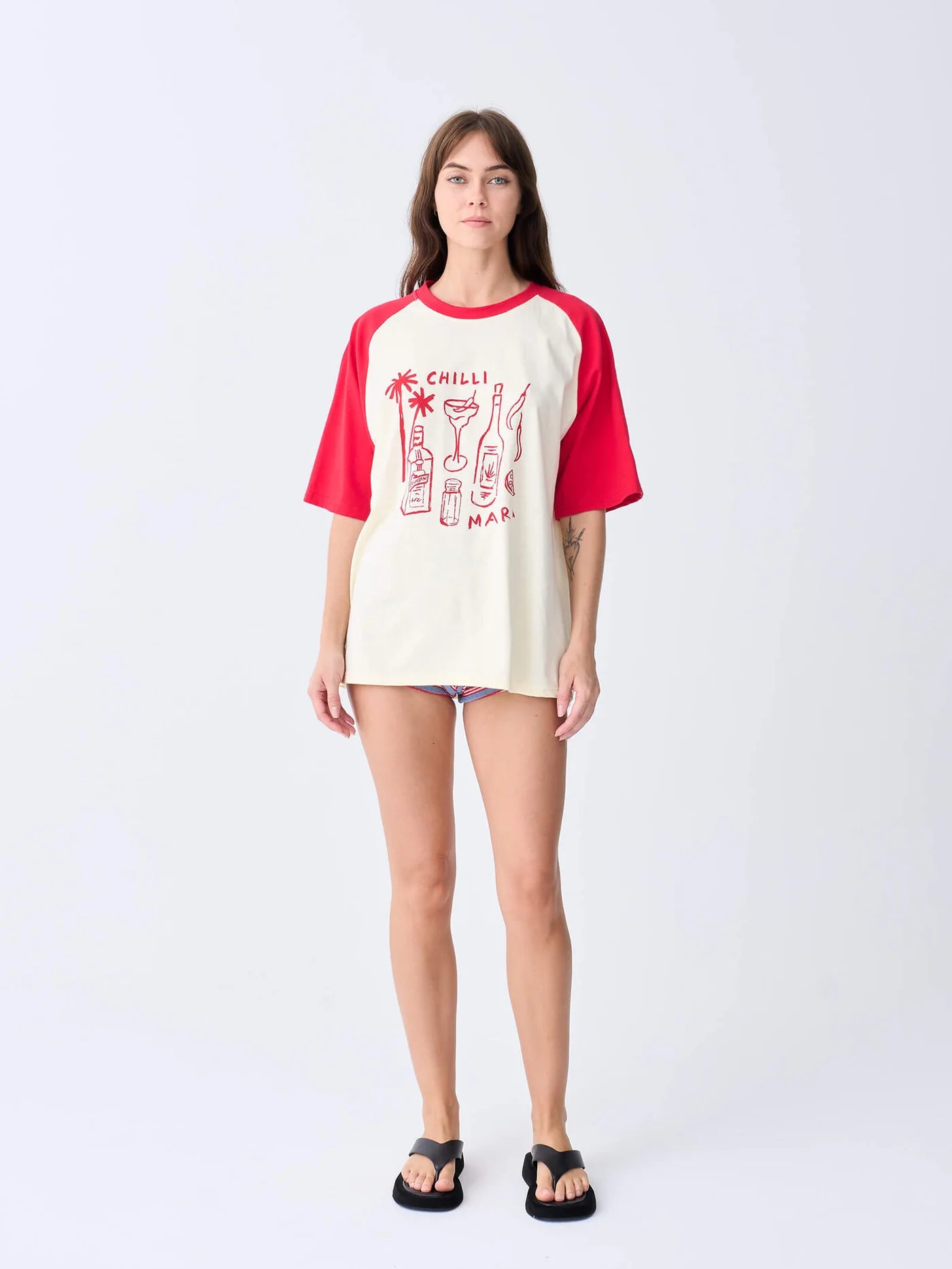 NEAR THE SEA-CHILLI MARG RAGLAN TEE