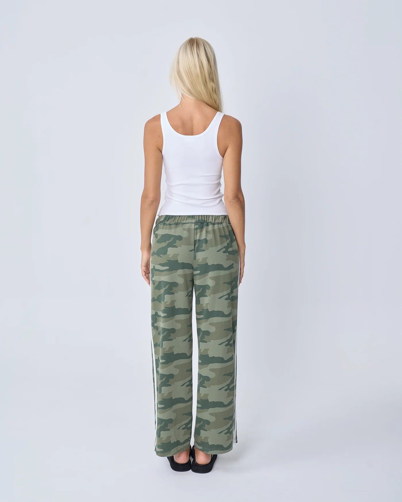 NEAR THE SEA- CAMO TRACK PANT