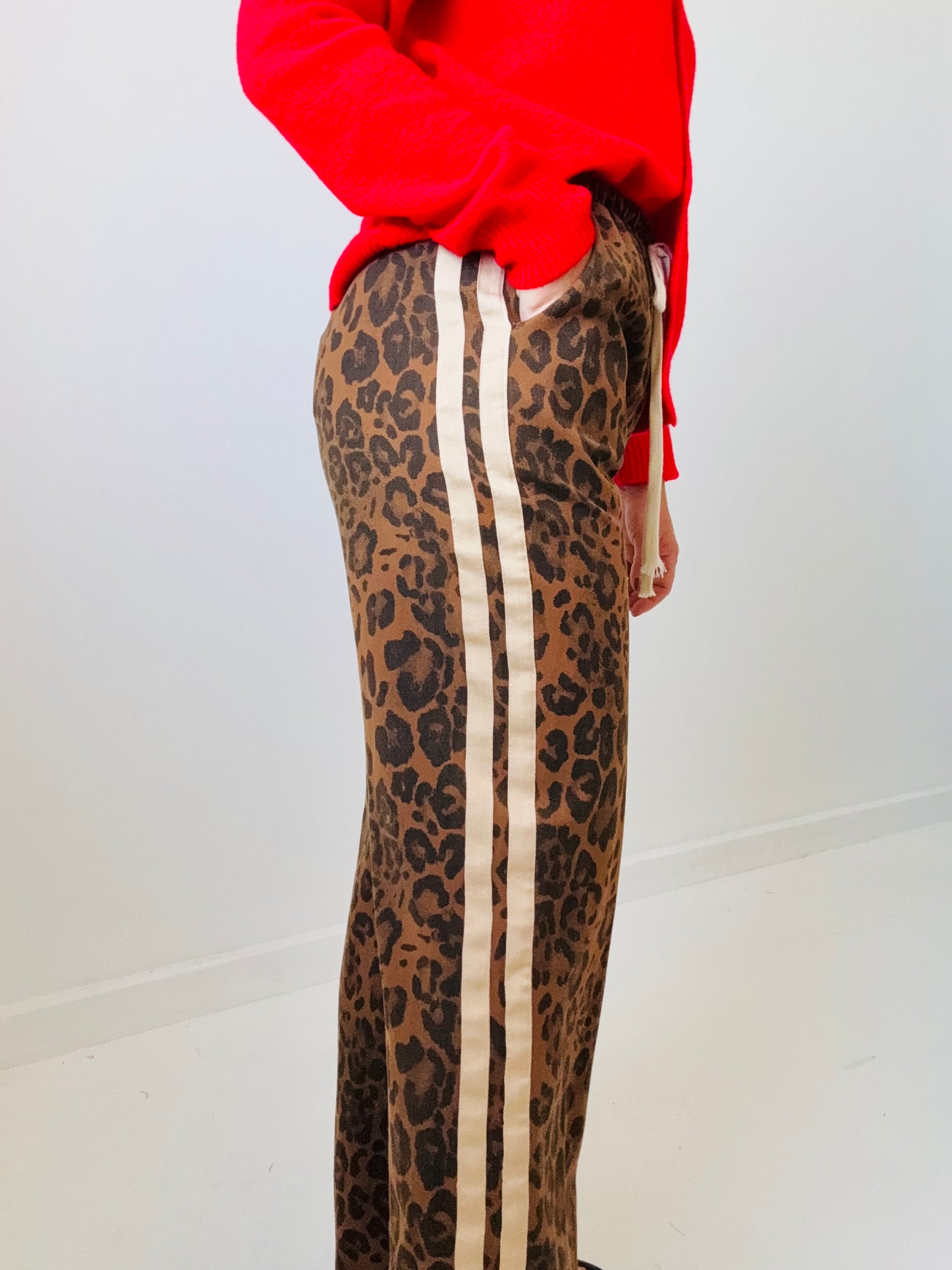 By Frankie / Leopard Racer- Dark