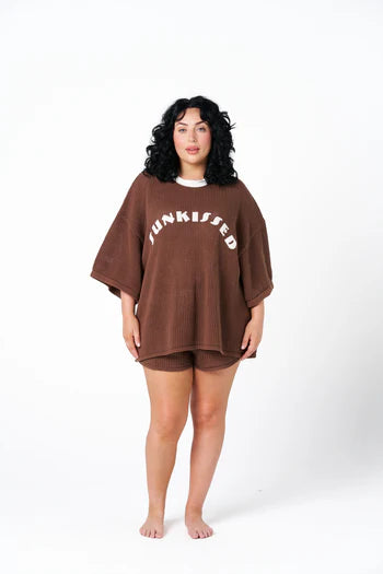 Hibiscus Hotel/ Sunkissed Chocolate Knit Tee