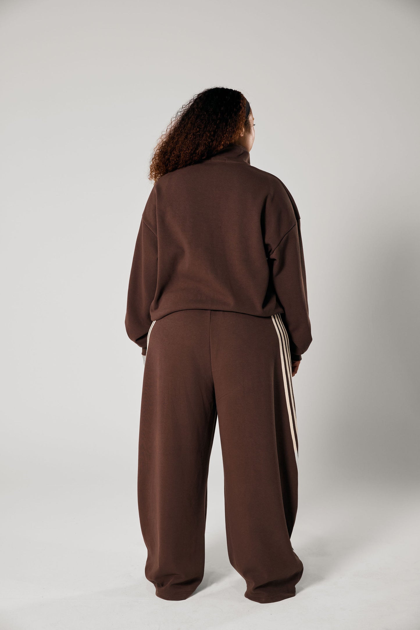 SŚAINT BARREL PANTS-Brown