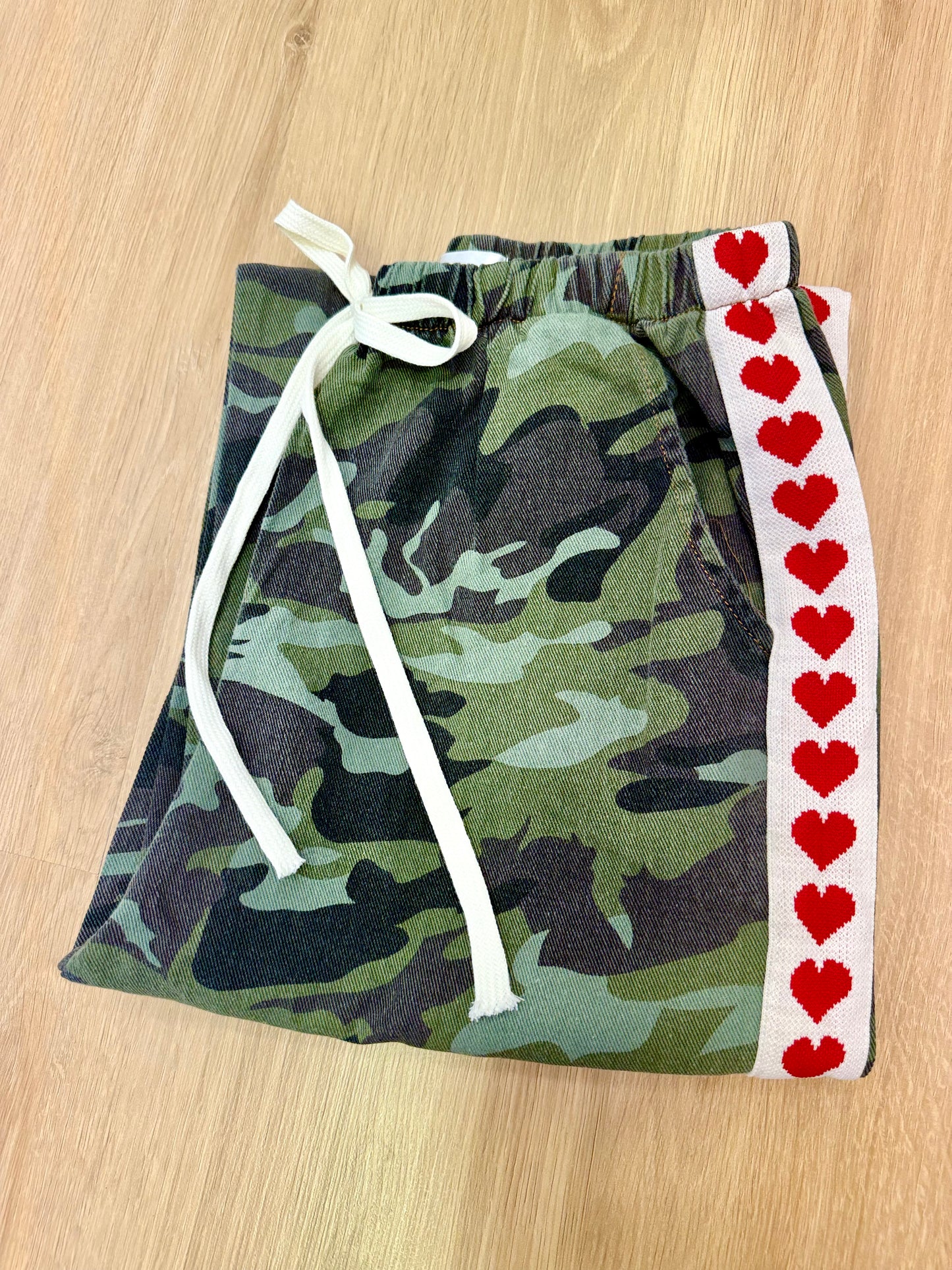 Camo Heart Racer- Army Green