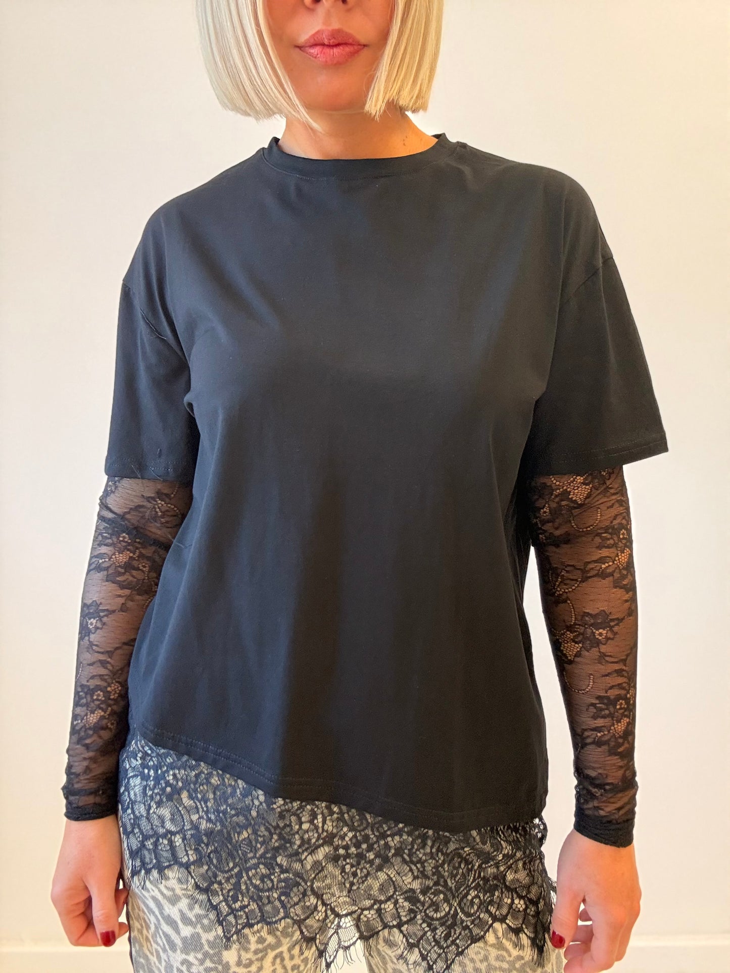 By Frankie / Ava Lace Sleeve- Black