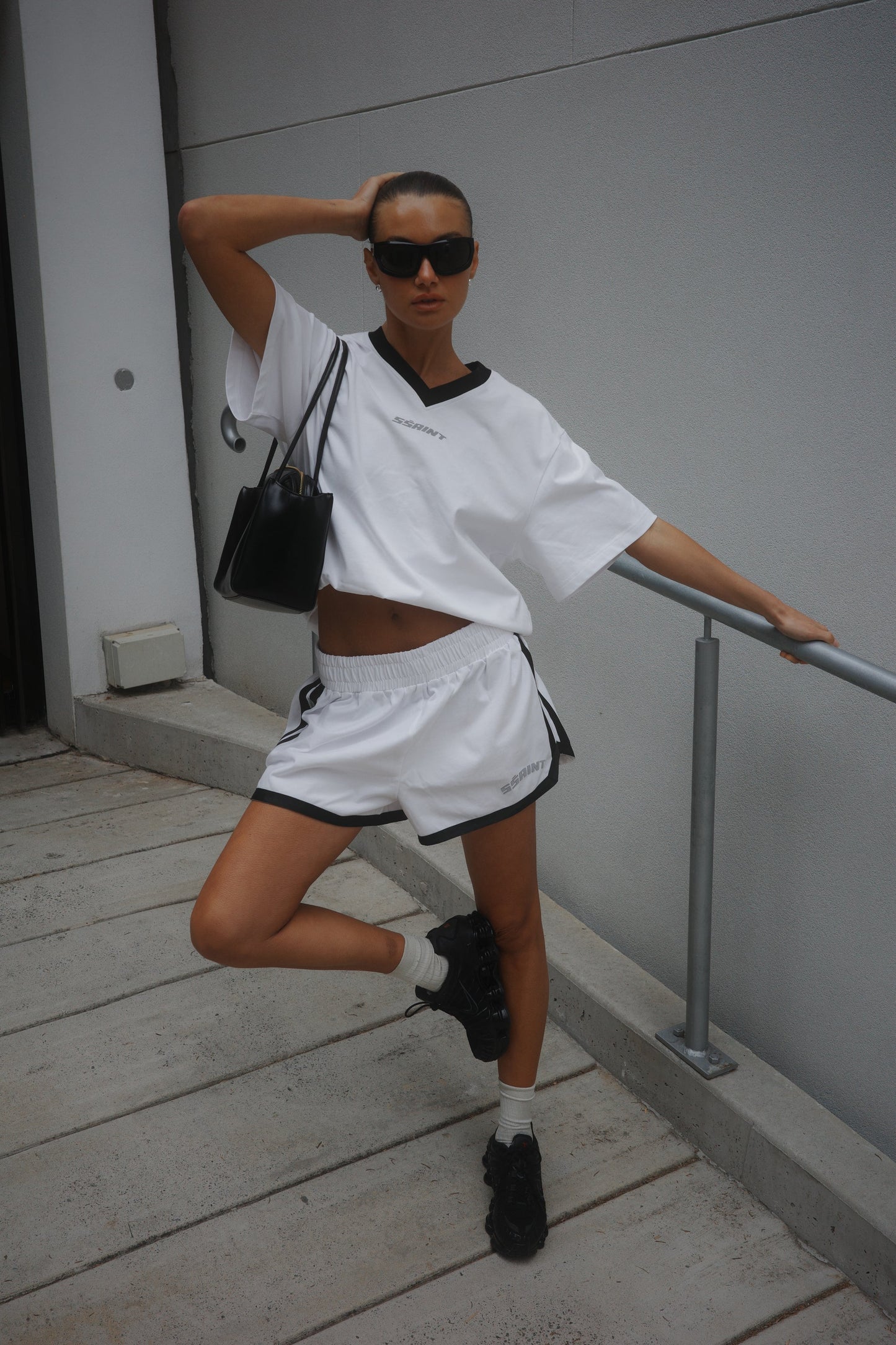 SSAINT/ REFLECTIVE V NECK TEE - WHITE