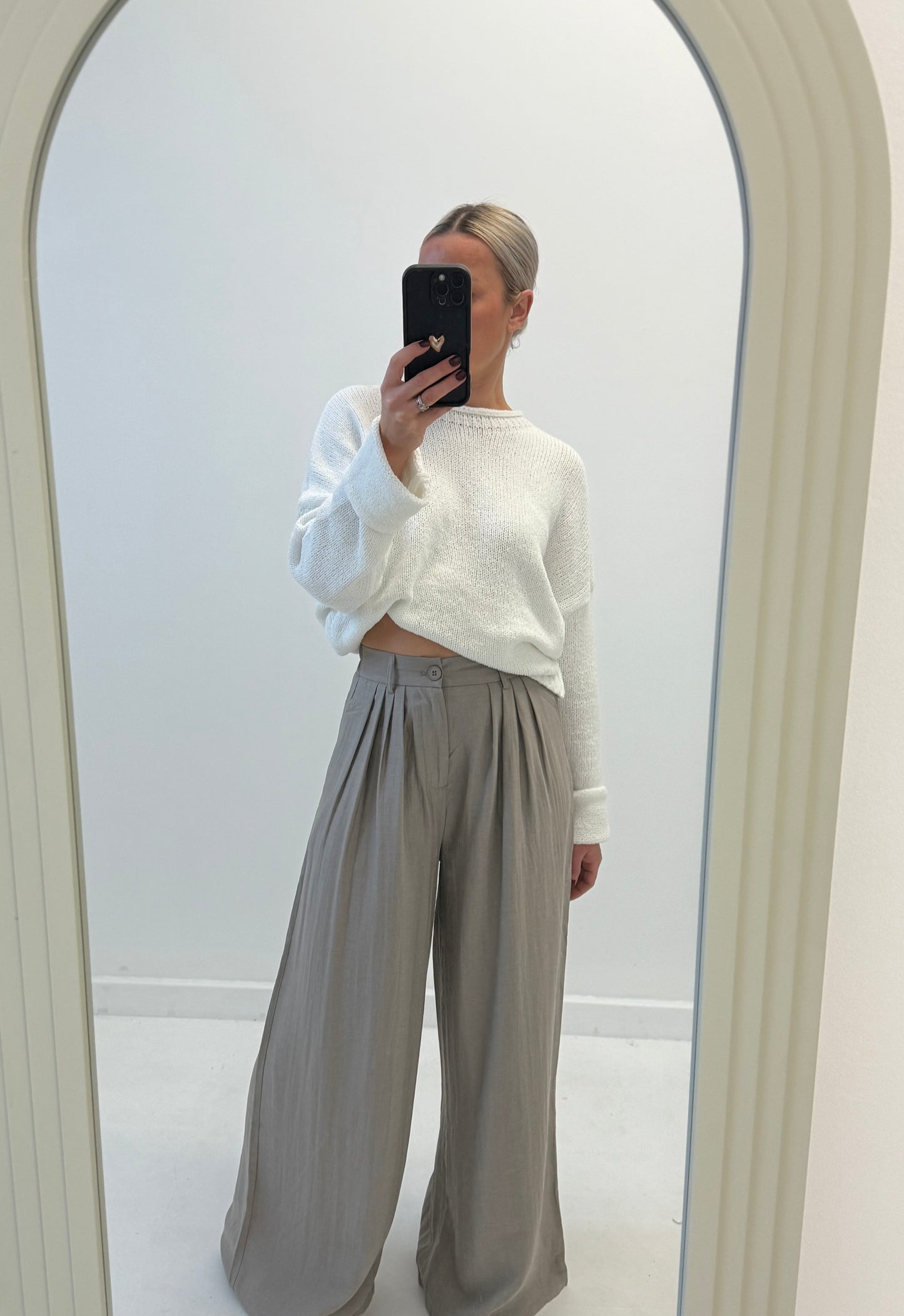 Soho Pant/ Ruffle Hem wide leg