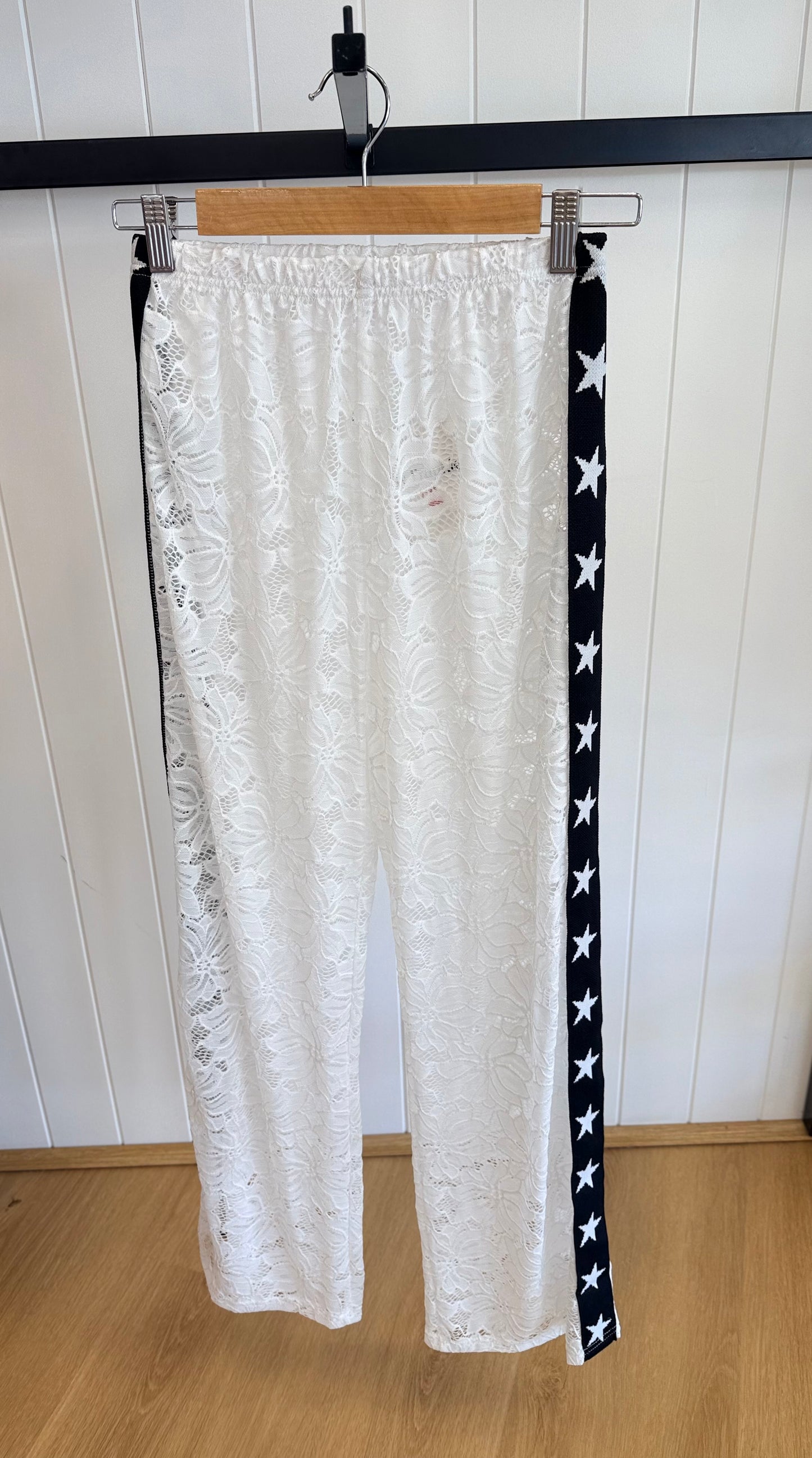 By Frankie/ Lace Star Pant- White