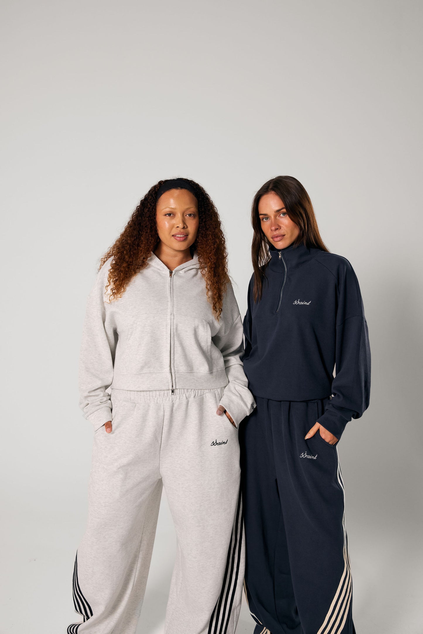SŚAINT ZIP JUMPER- Navy
