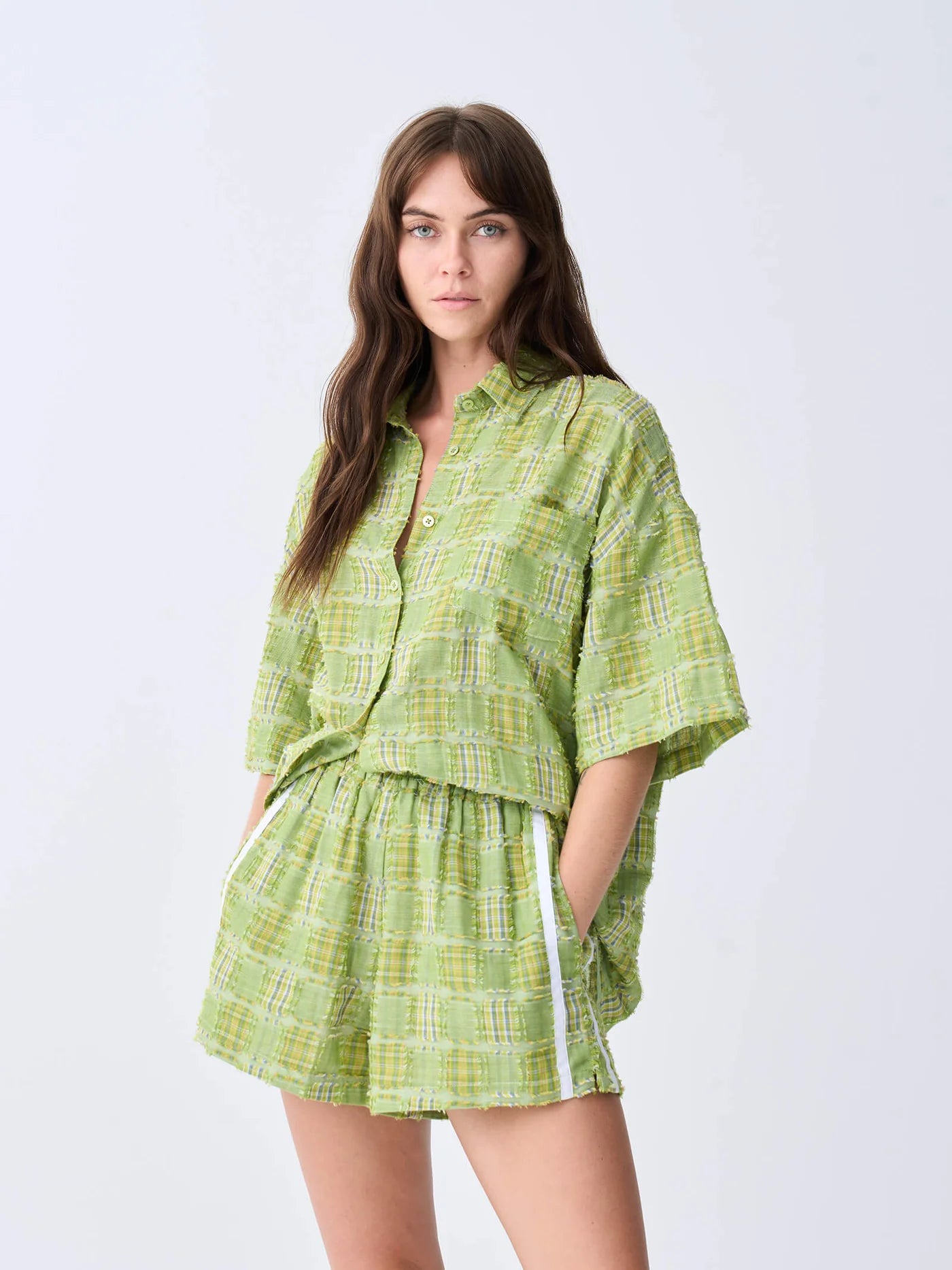 NEAR THE SEA- HOLIDAY SHIRT - SUN SEEKER