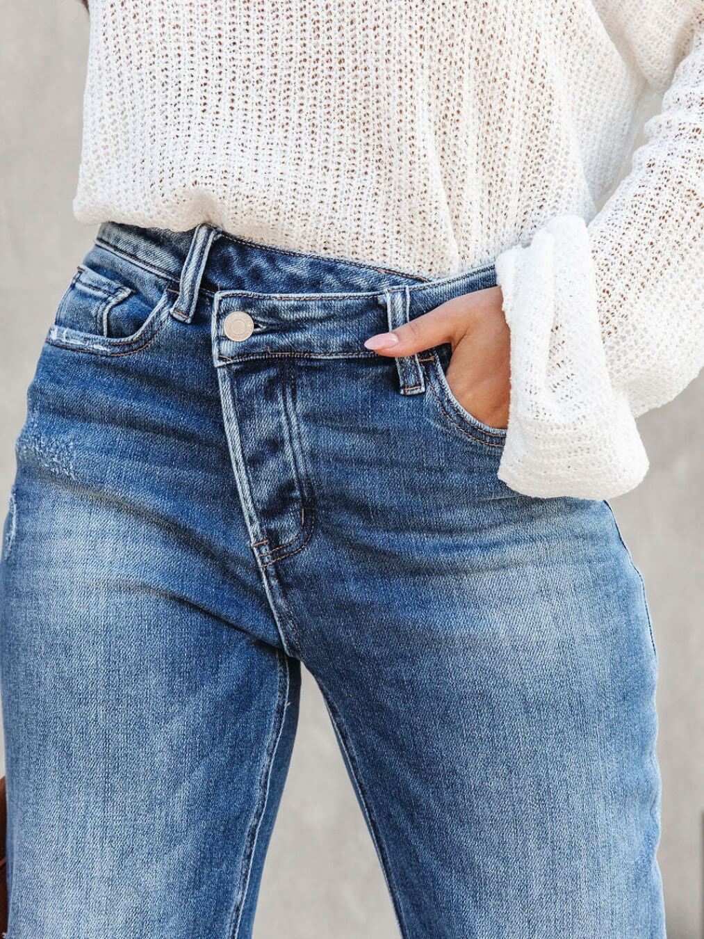 Ava Asymmetric Zip Jeans