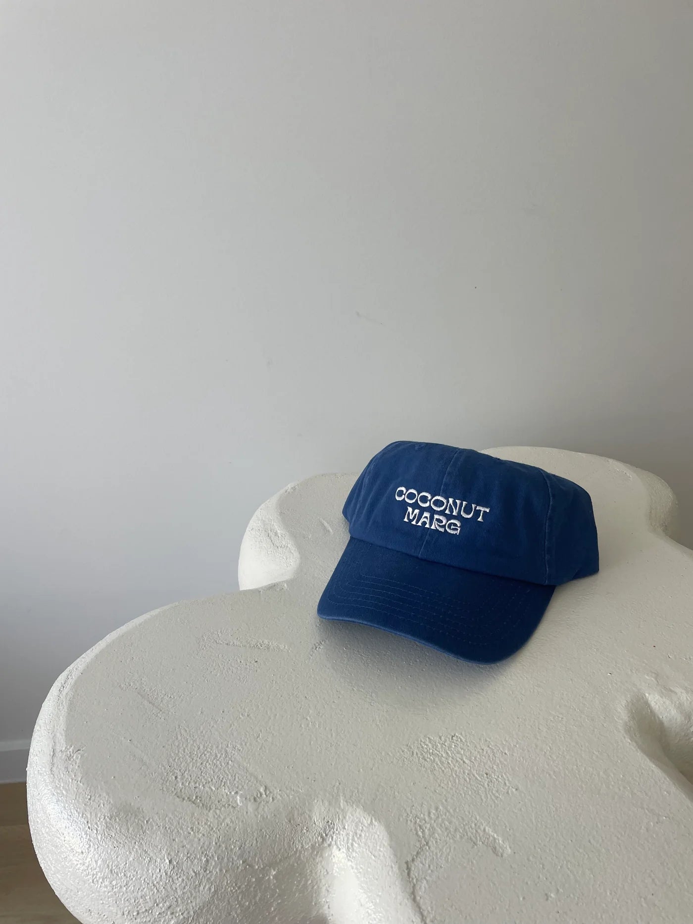 NEAR THE SEA- COCONUT MARG CAP